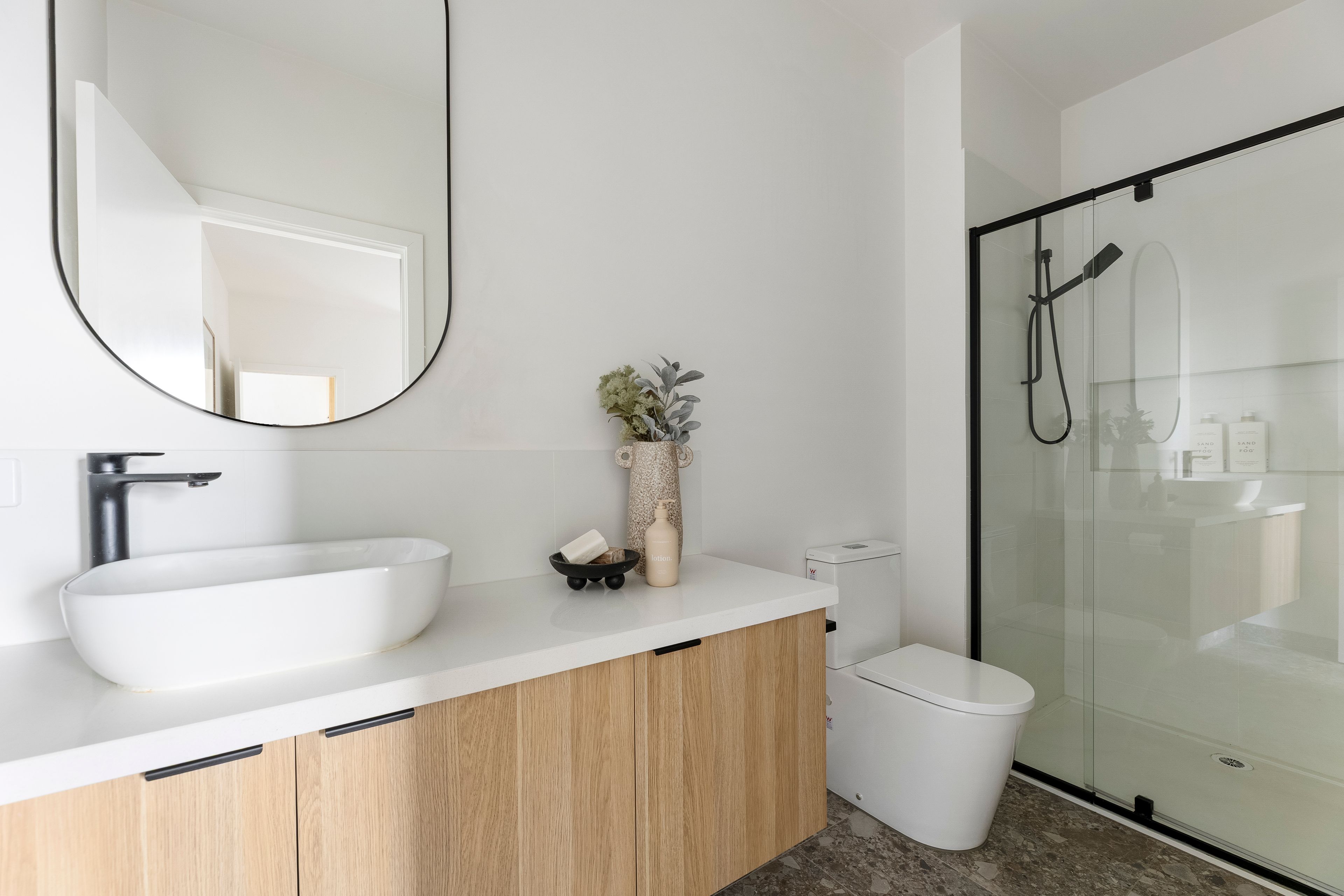 2/7 Chaleyer Street — photo 12 of 17