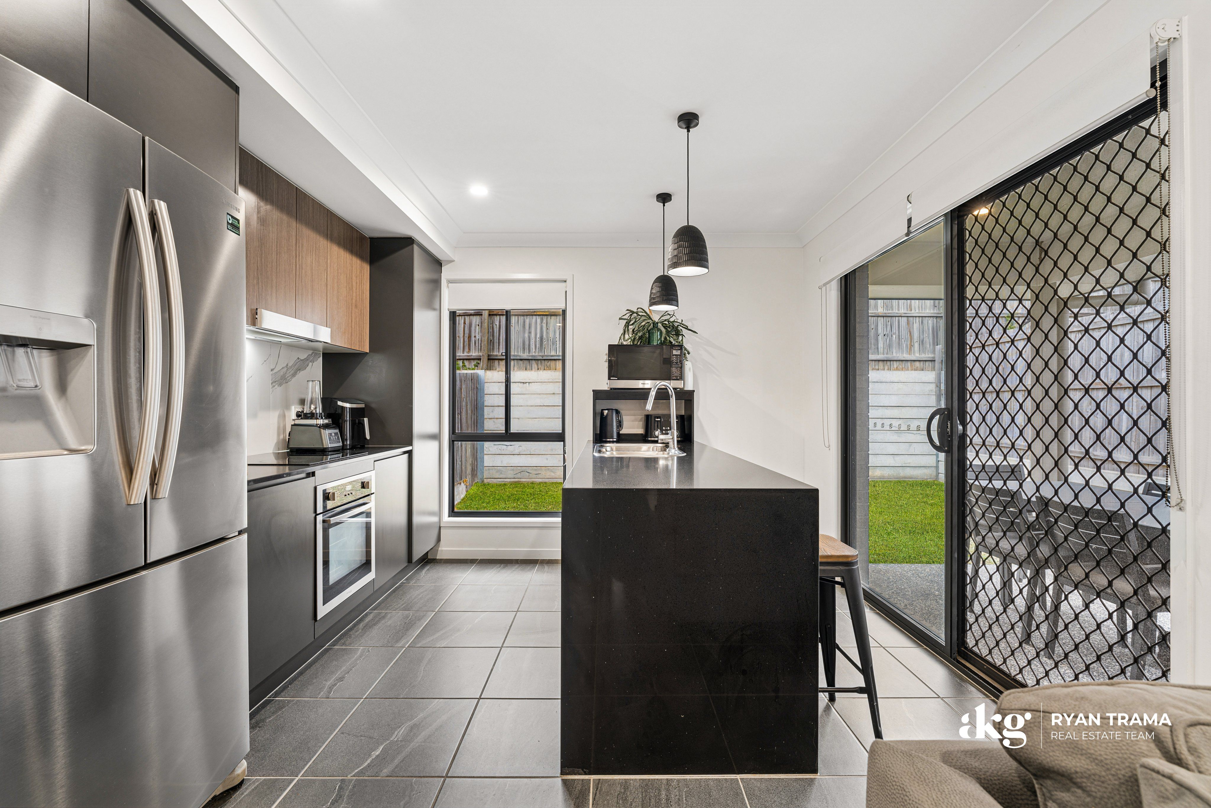 15 Sunline Court — photo 6 of 30