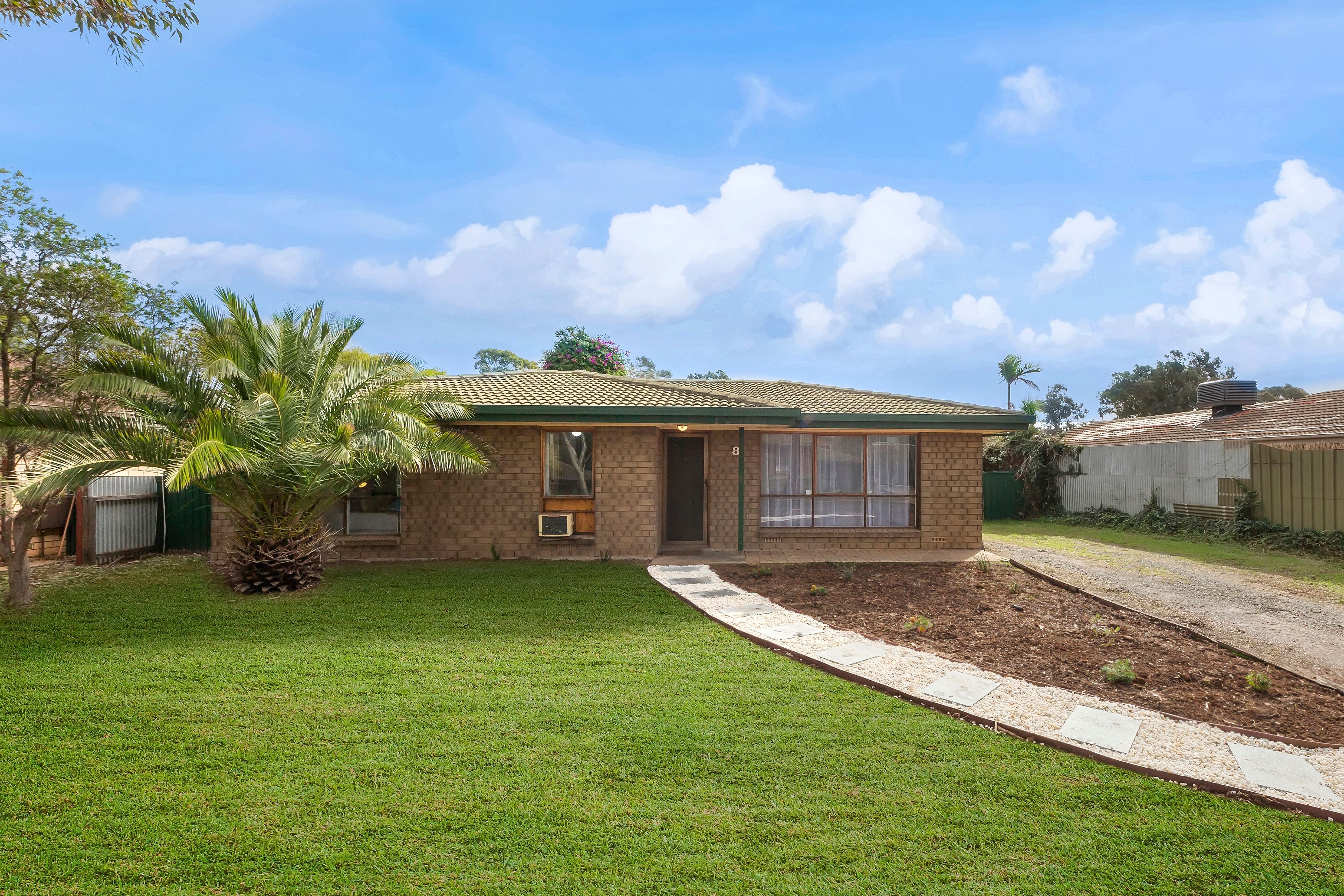 8 Moore Court, Salisbury North SA 5108