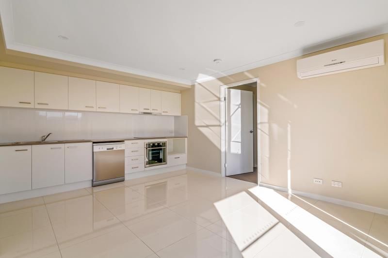 2/10 Azure Street, Rosewood, QLD 4340