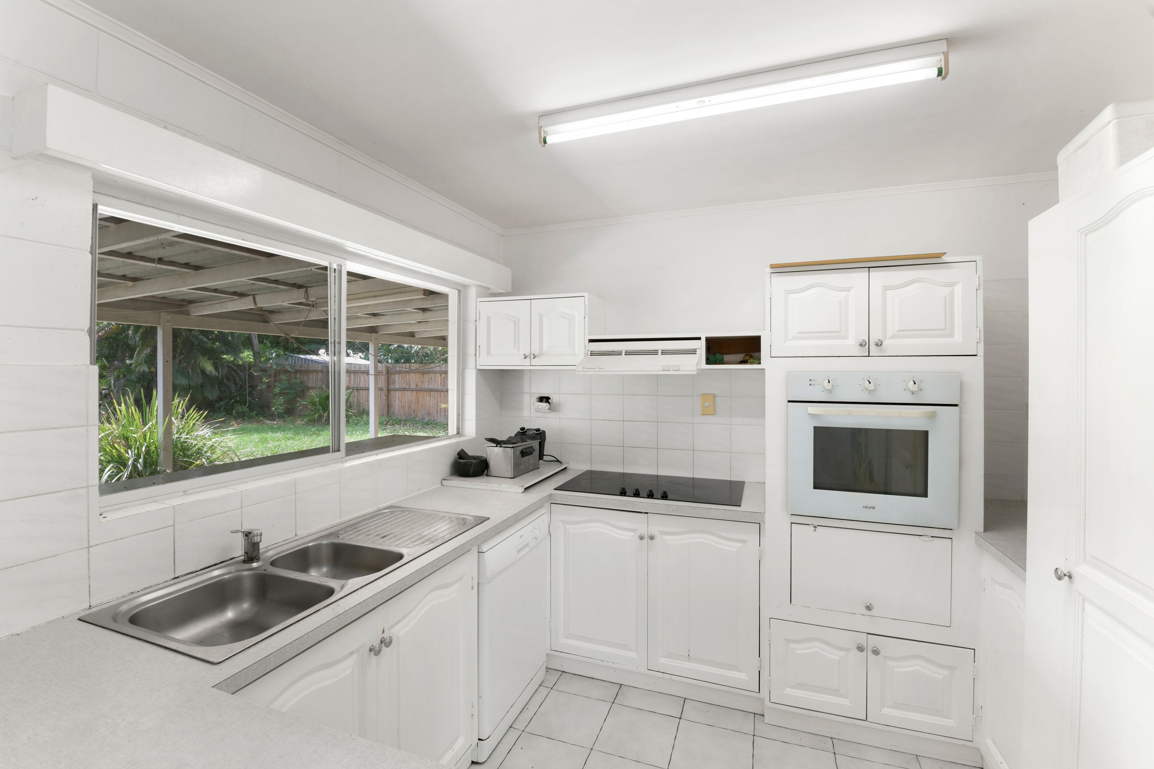 12 Hood Street, Trinity Park, QLD 4879
