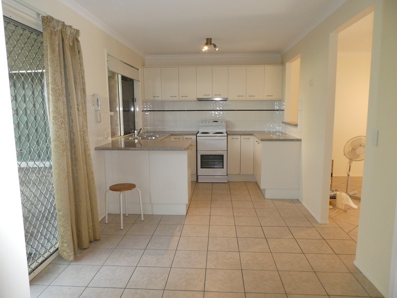 10/10 Harris Road, Underwood, QLD 4119