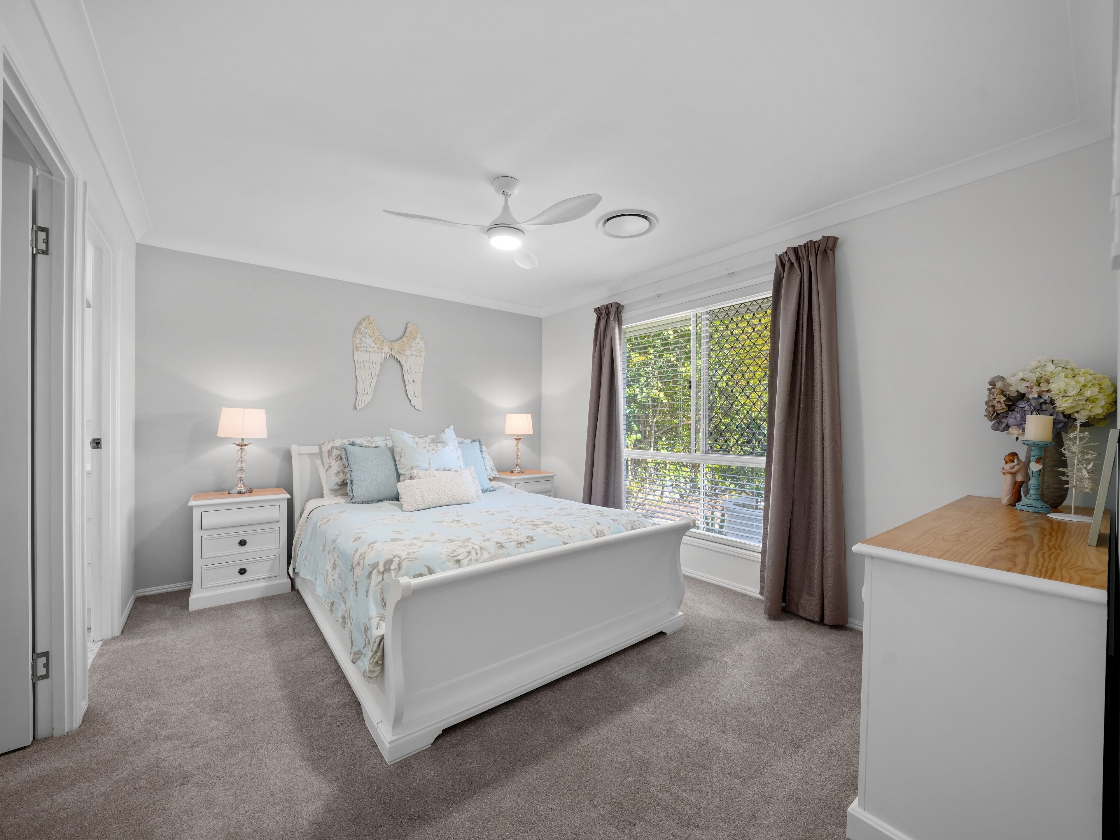 40 Hawkes Avenue — photo 9 of 19