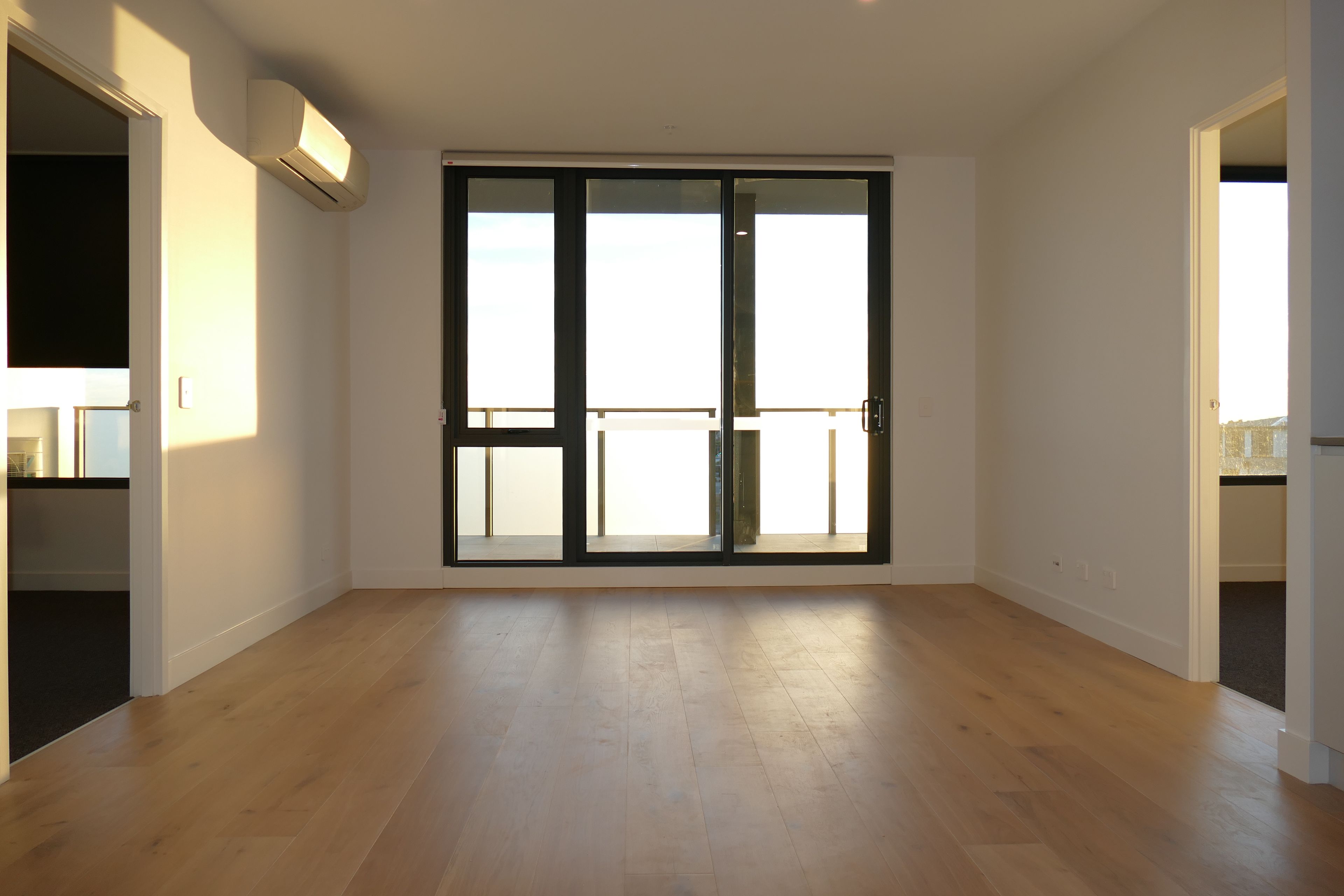 204/18 Lomandra Drive — photo 5 of 11