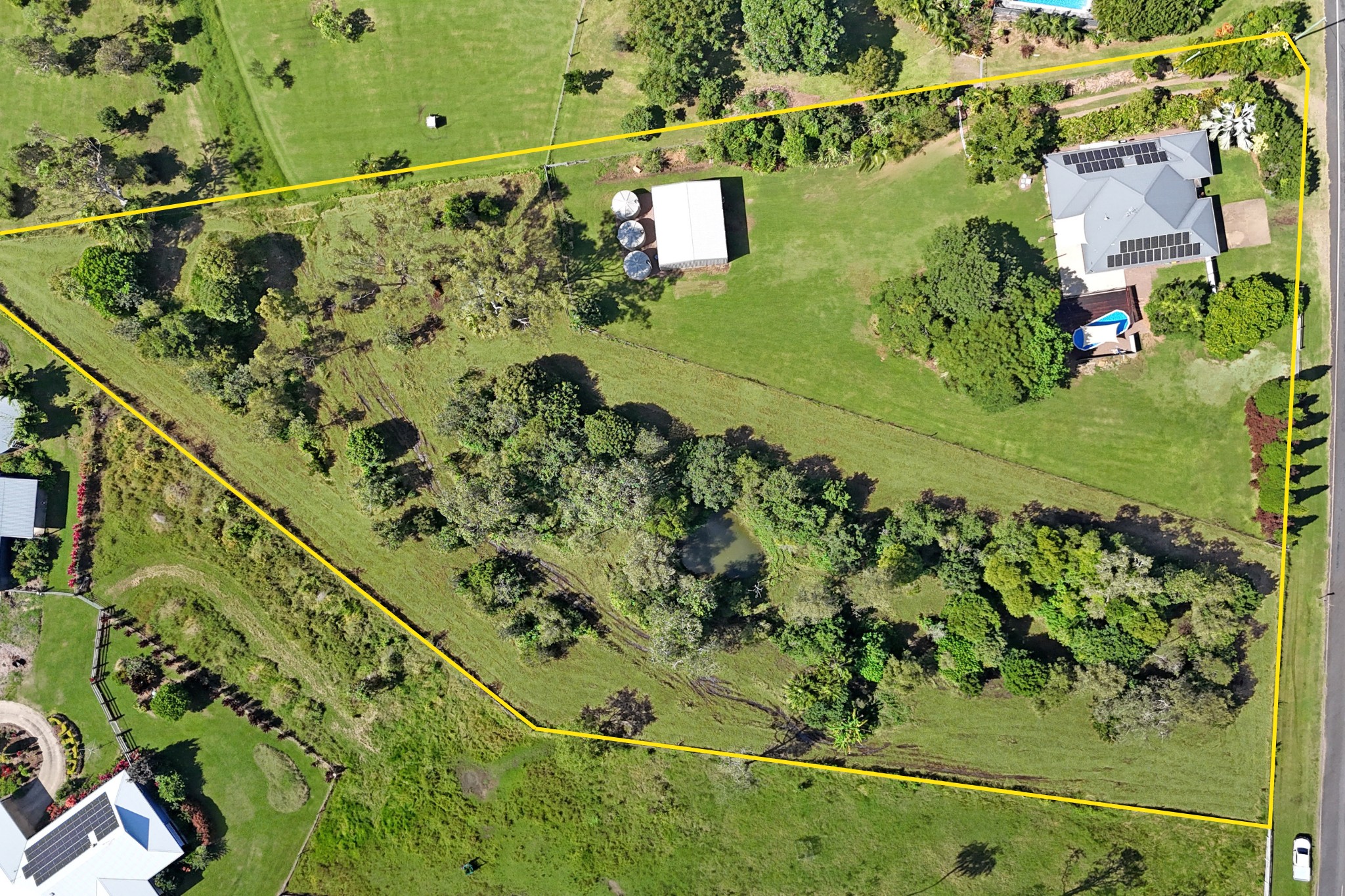 25 Moonlight Drive, Sarina, QLD 4737