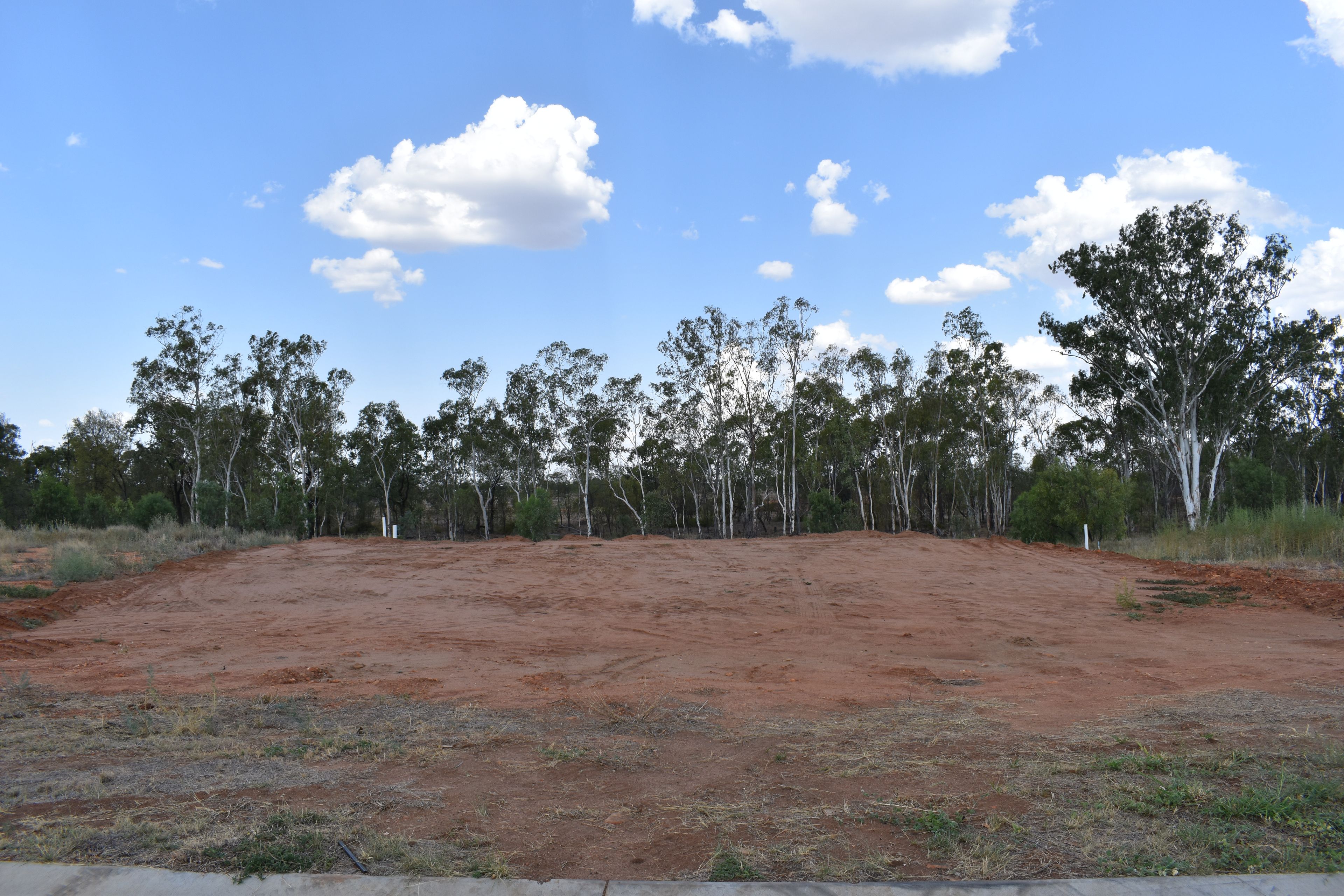 23 Canterbury Road, Emerald, QLD 4720