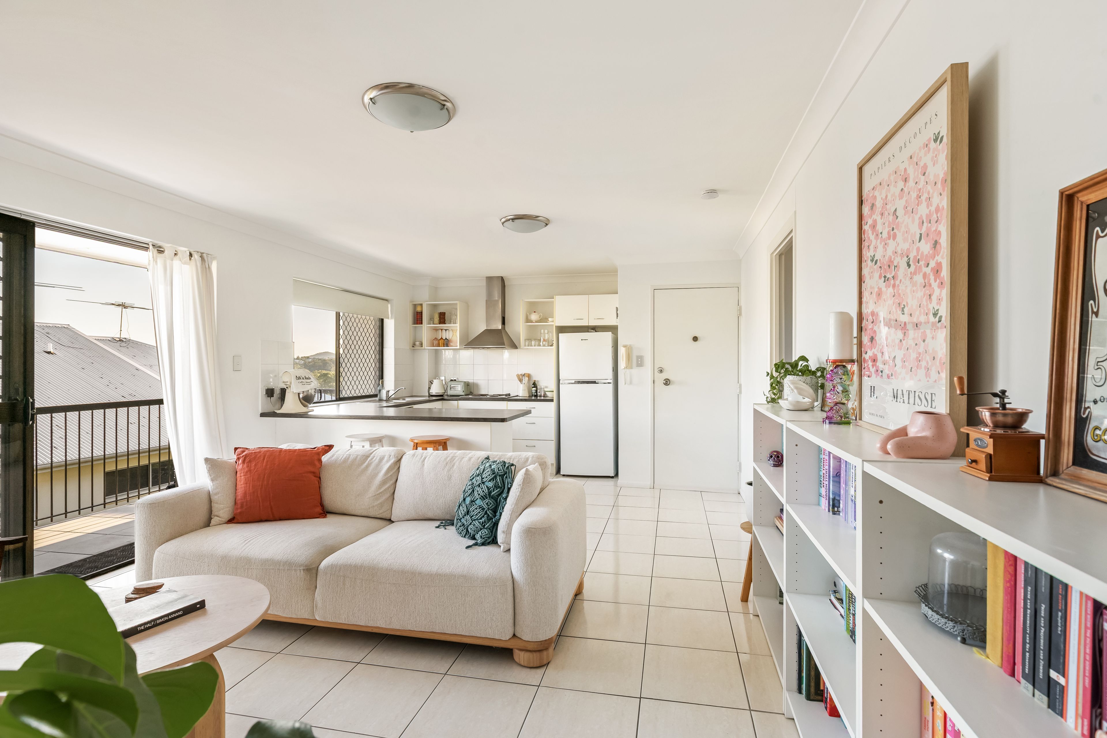 5/49 Victoria Terrace — photo 3 of 22