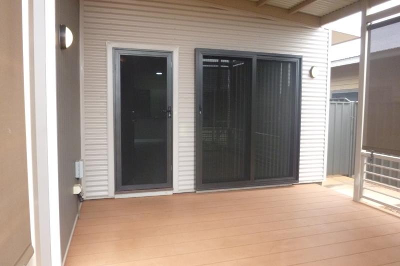 16 Mantaray Loop, Nickol, WA 6714