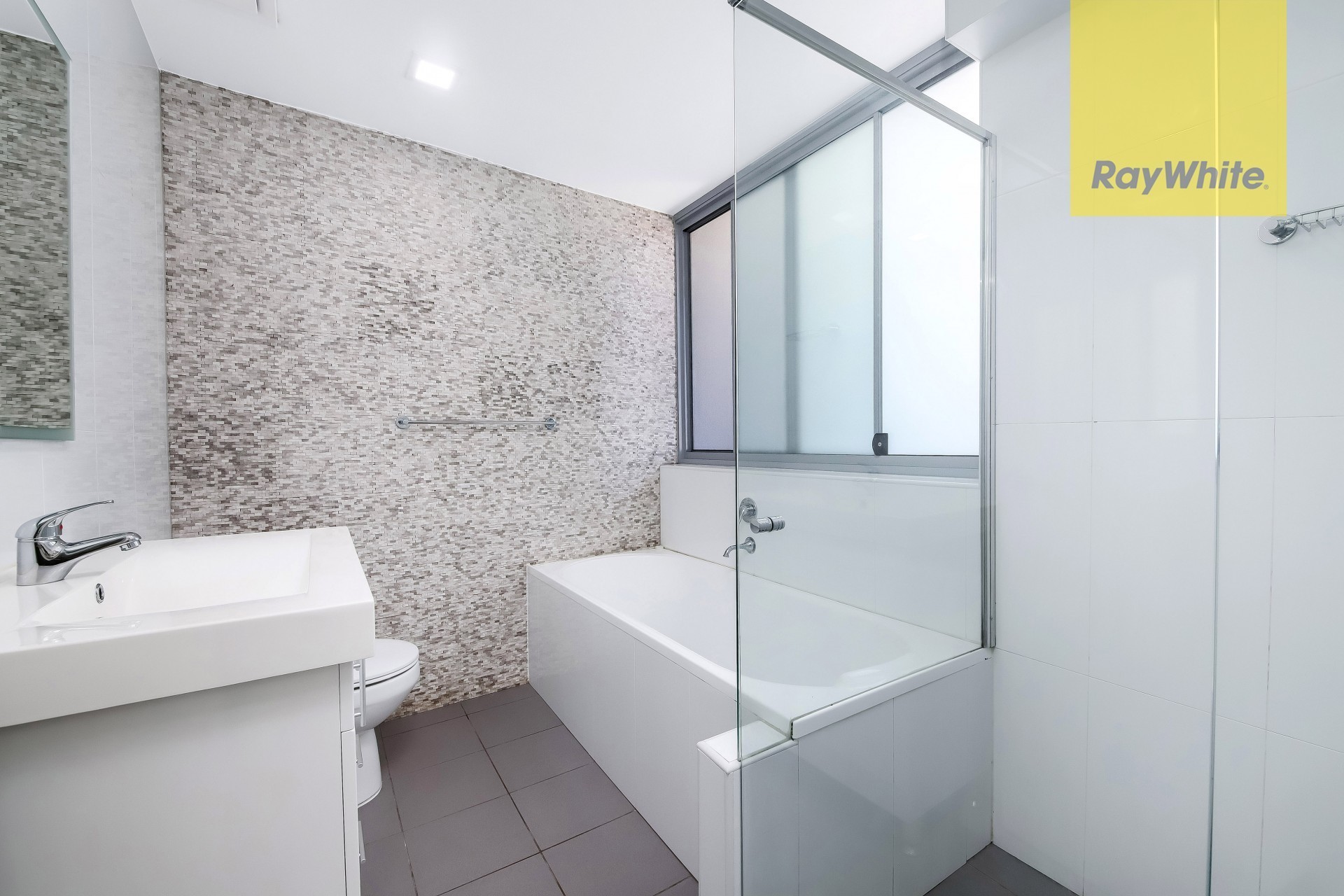 8/7F Parkes Street, Harris Park, NSW 2150