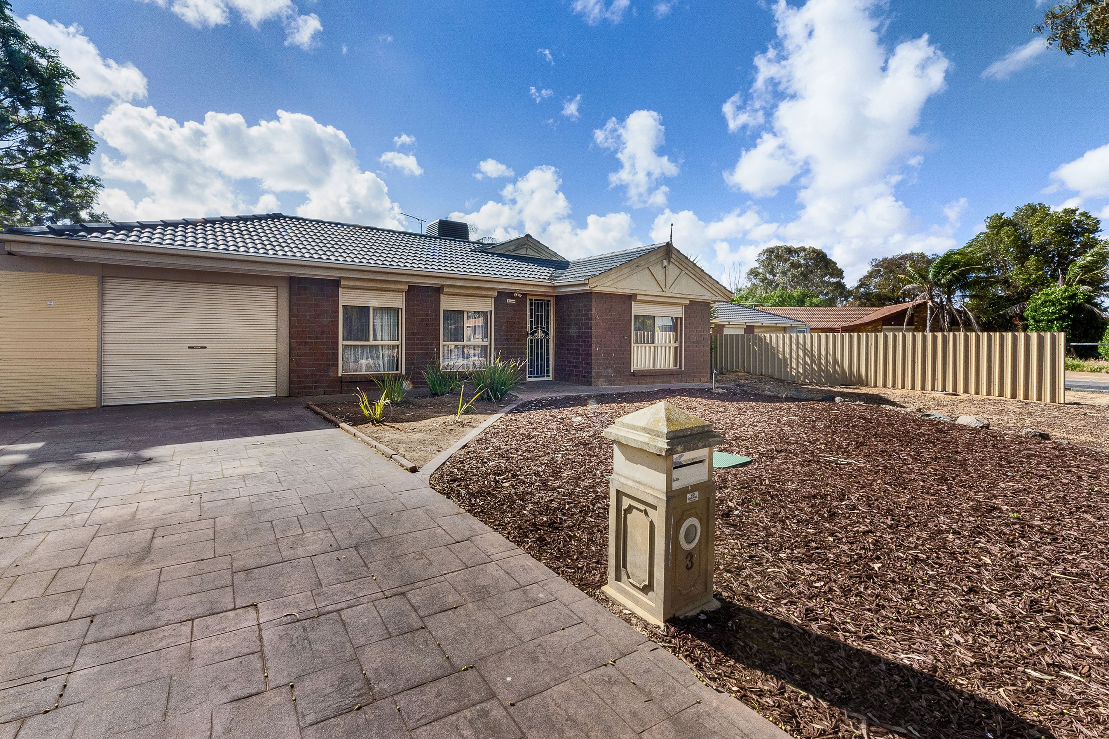 3 John Bull Court, Andrews Farm SA 5114