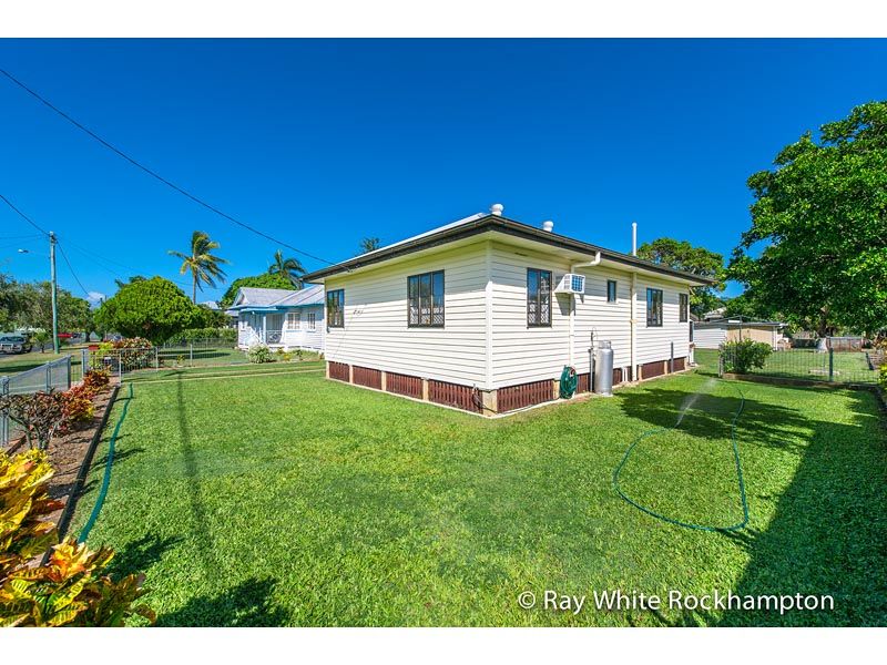185 Baker Street, Koongal, QLD 4701