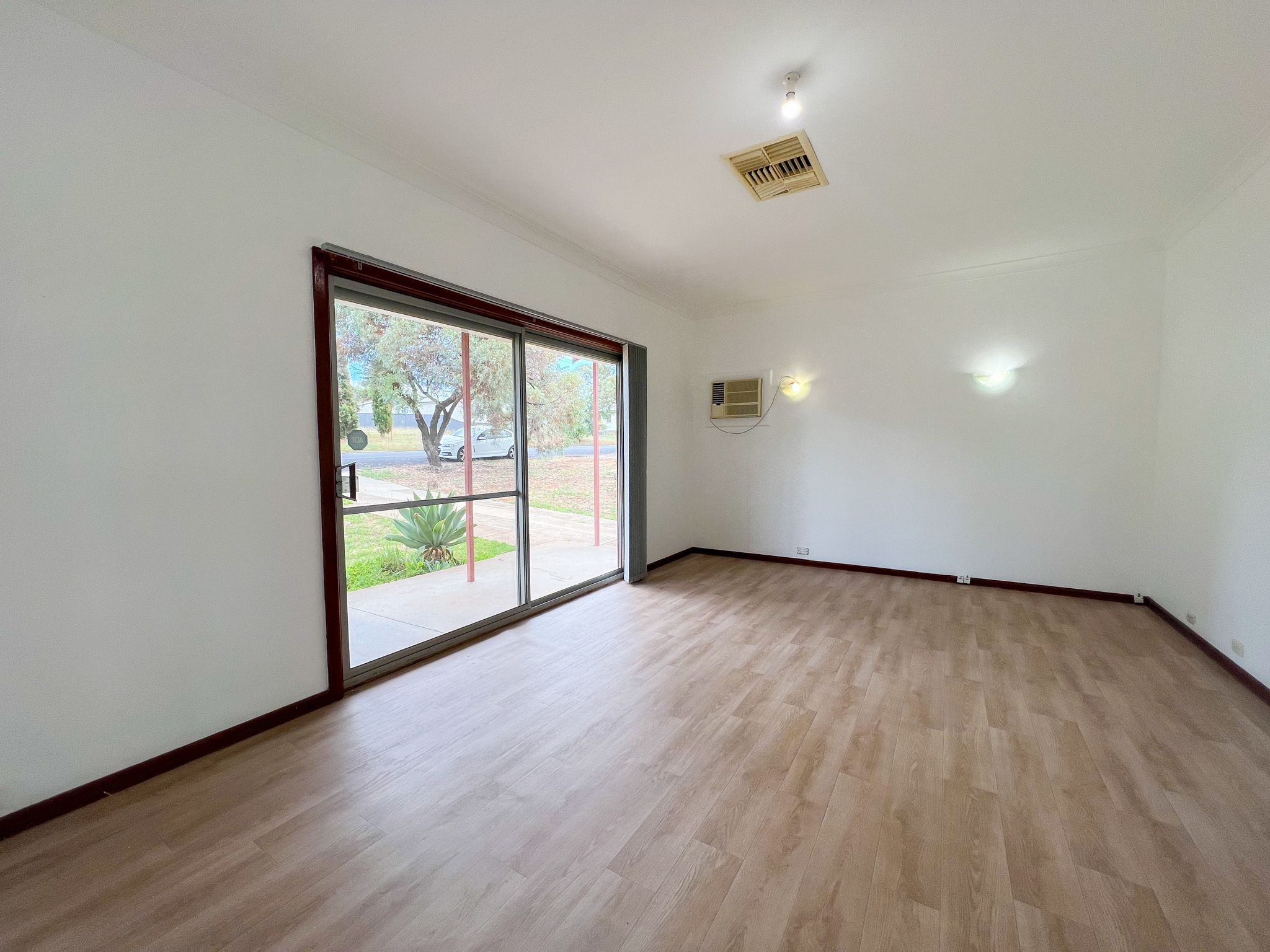25 Coleman Road, Parkes, NSW 2870