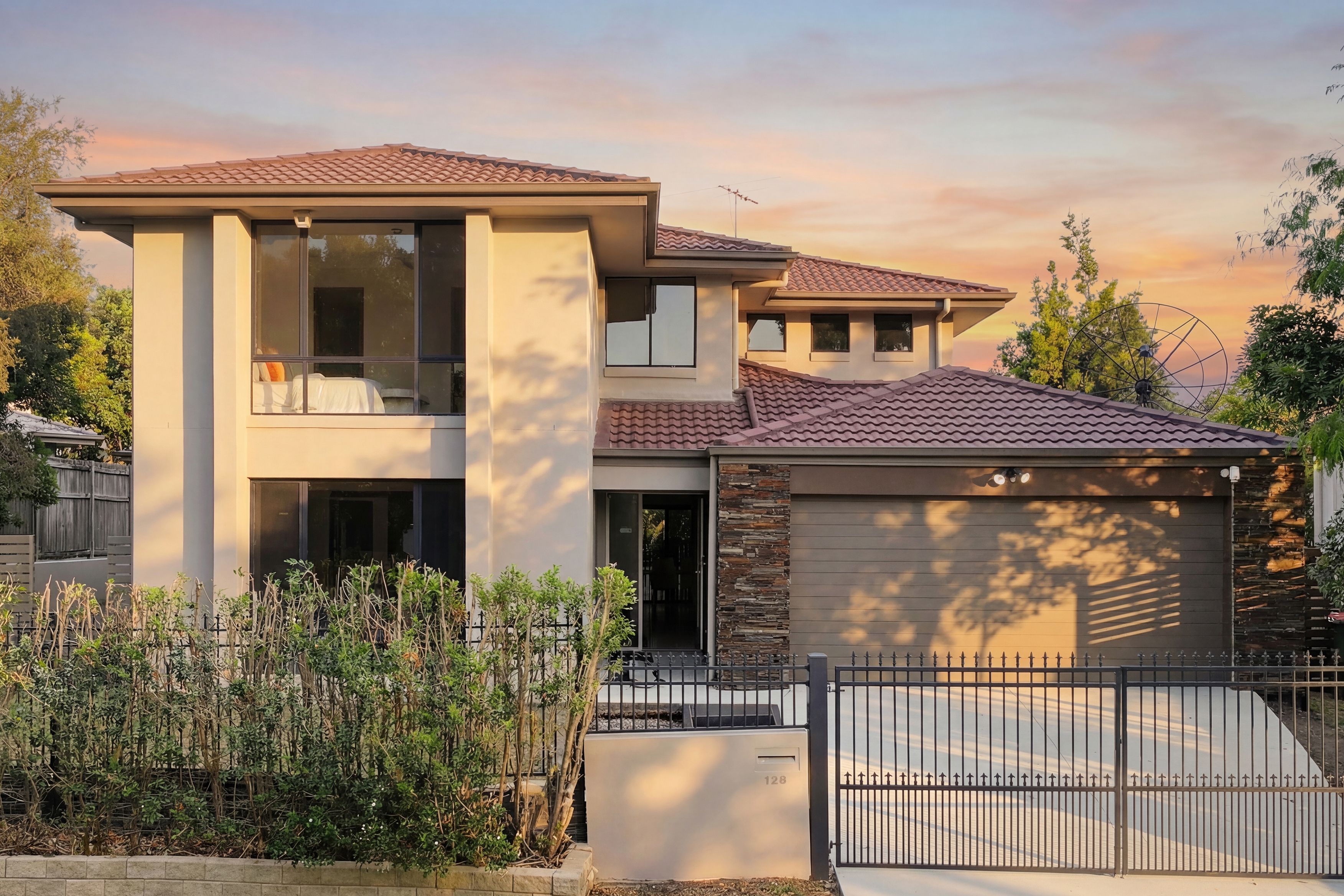 129 Didbrook Street, Robertson QLD 4109