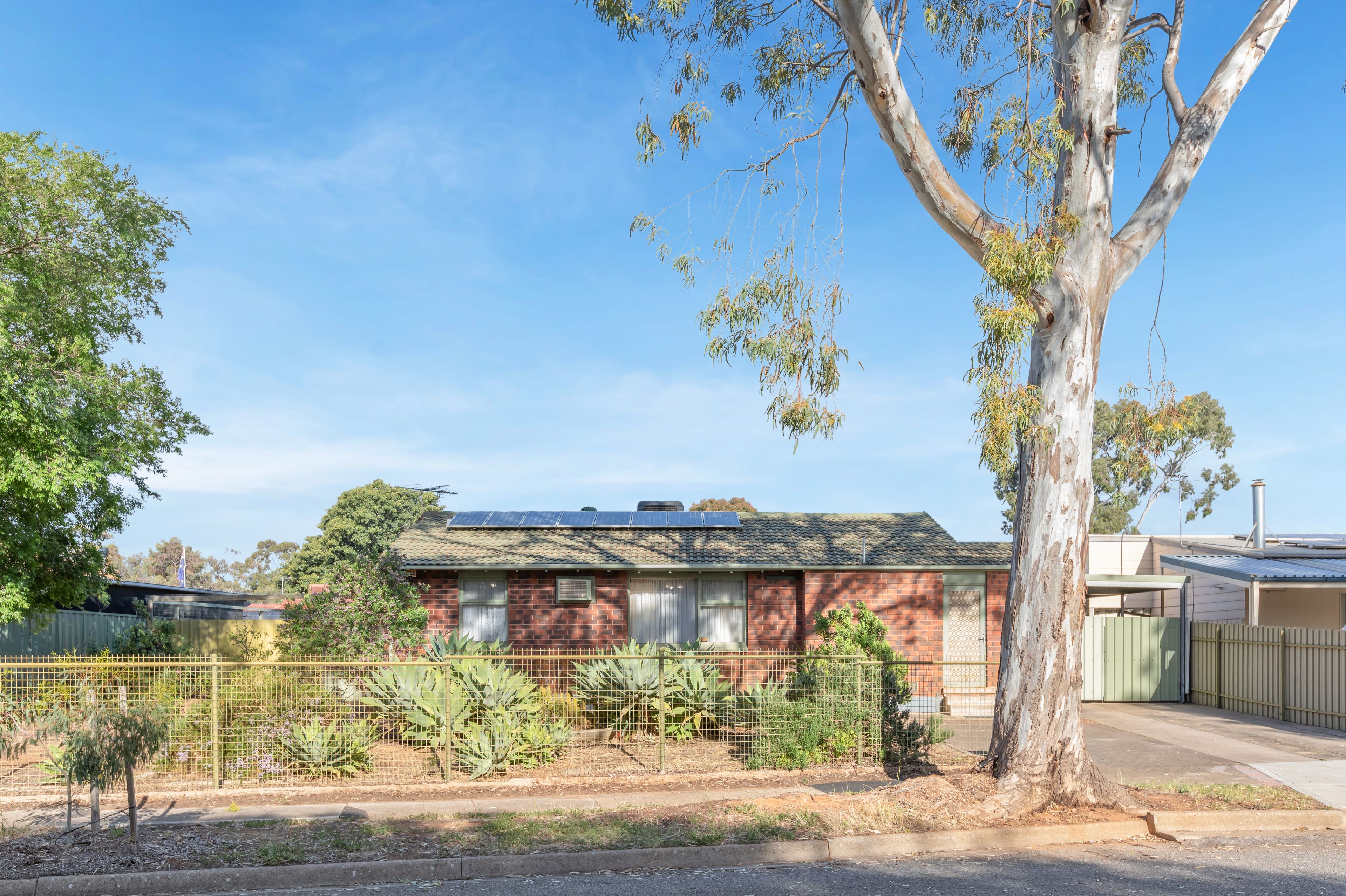 14 Haslam Crescent, Elizabeth Vale, SA 5112