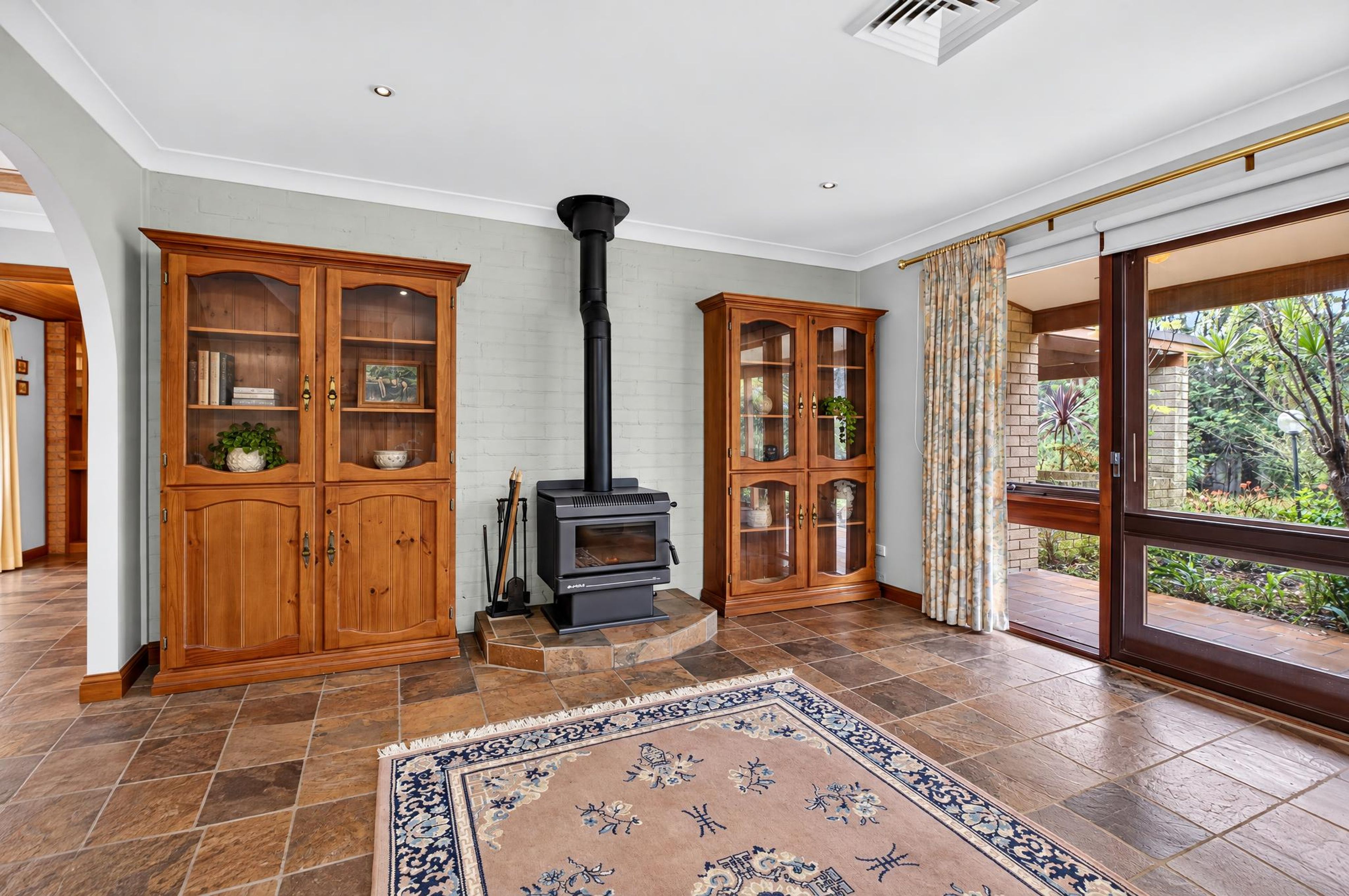 15 Moreton Road — photo 6 of 30