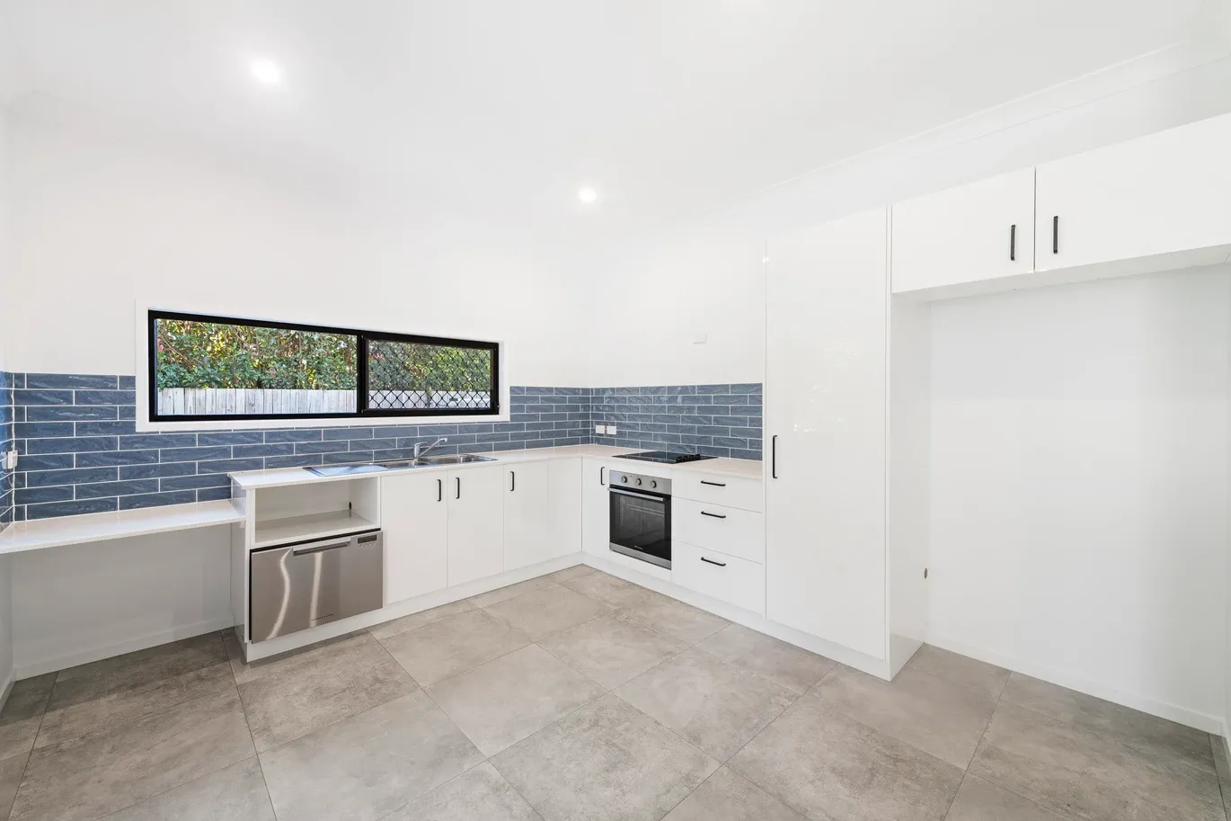 2/54 Sahara Road, Glass House Mountains, QLD 4518