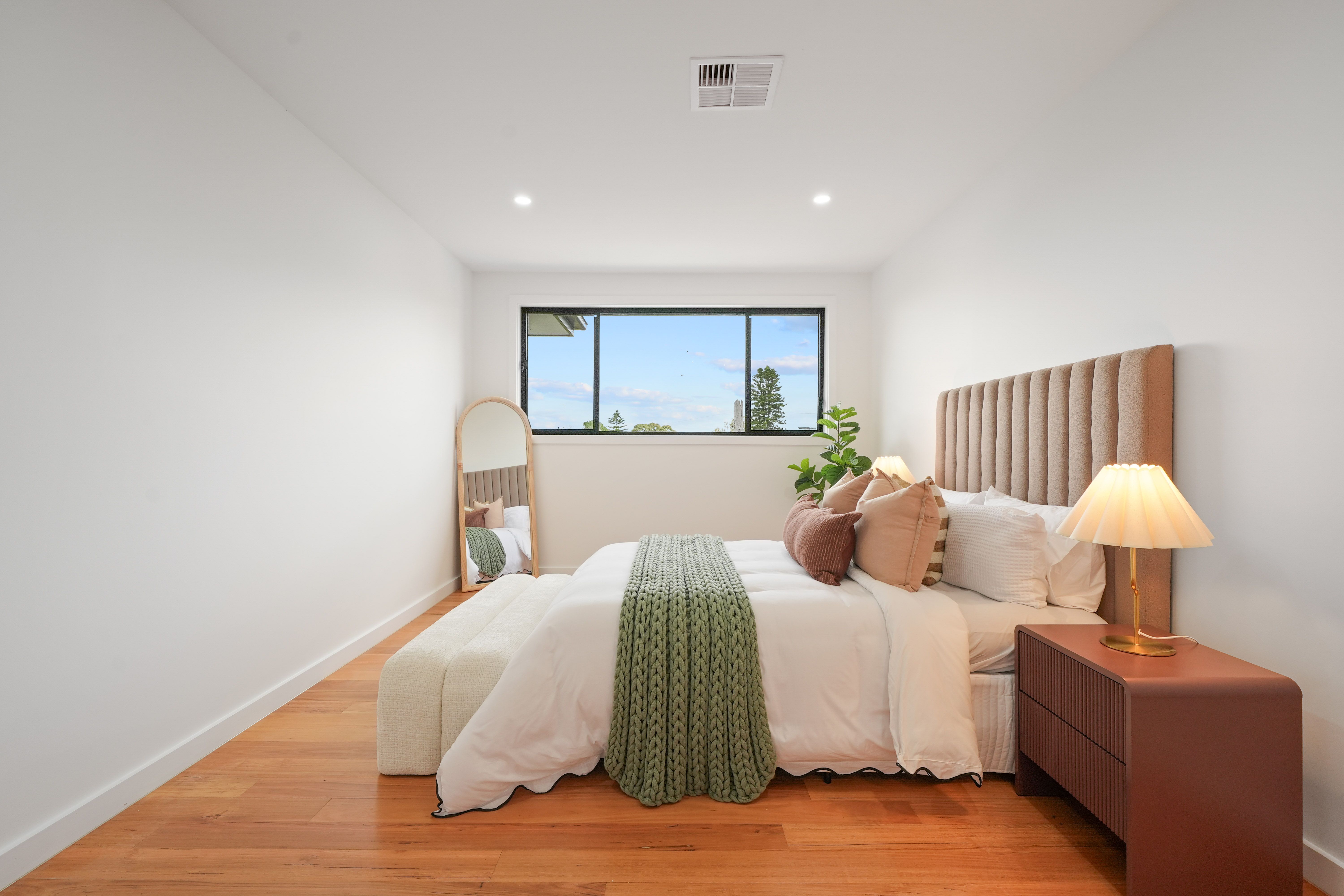 1 Eileen Street — photo 3 of 12