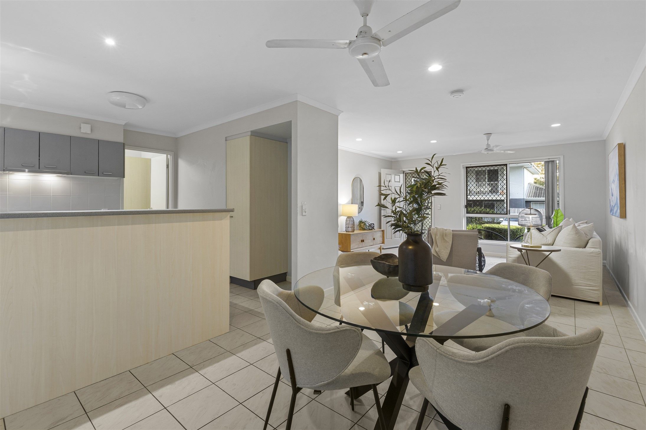 15/146 Frasers Road — photo 8 of 17