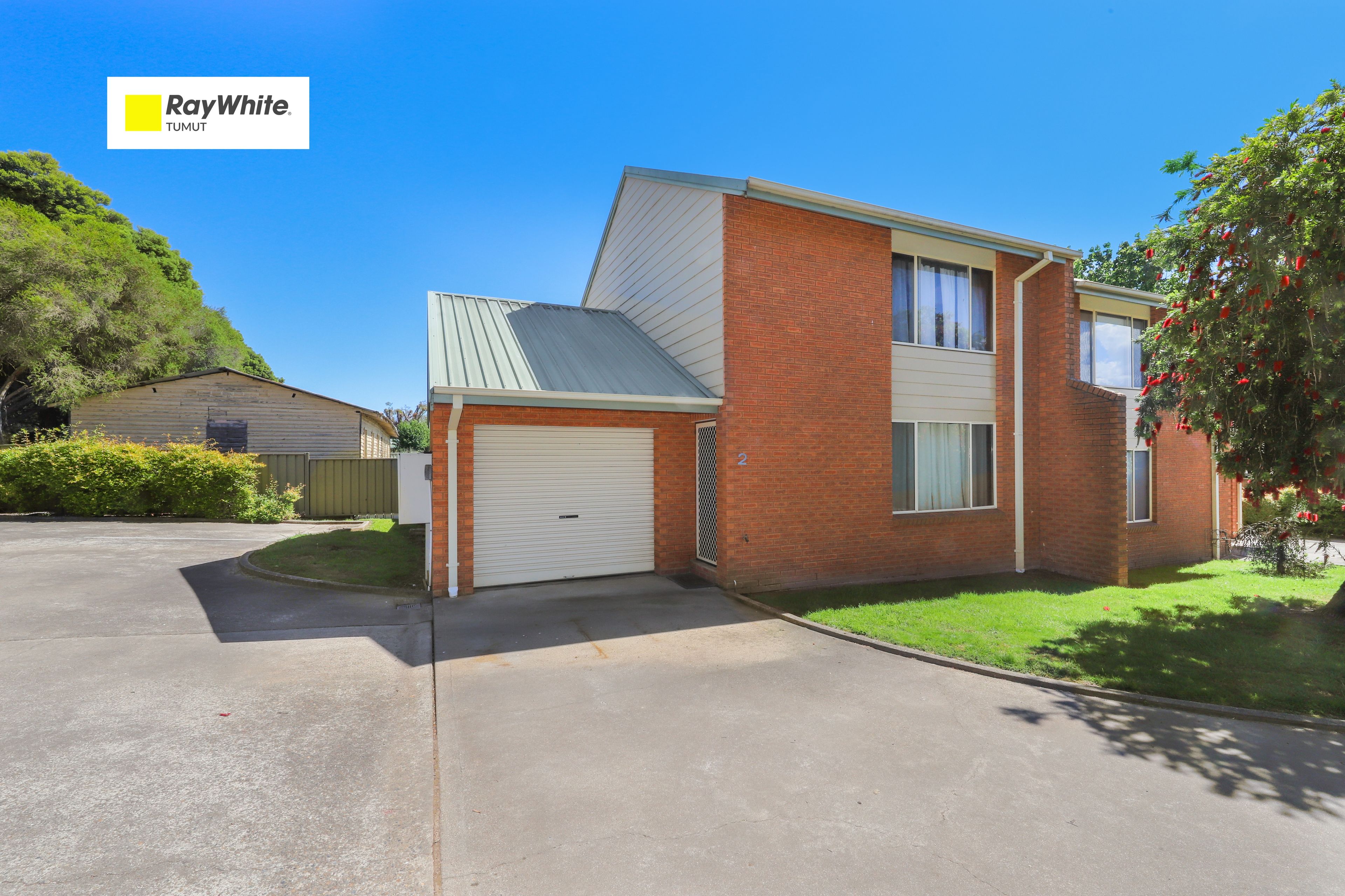 2/63 Merivale Street — photo from Ray White Tumut