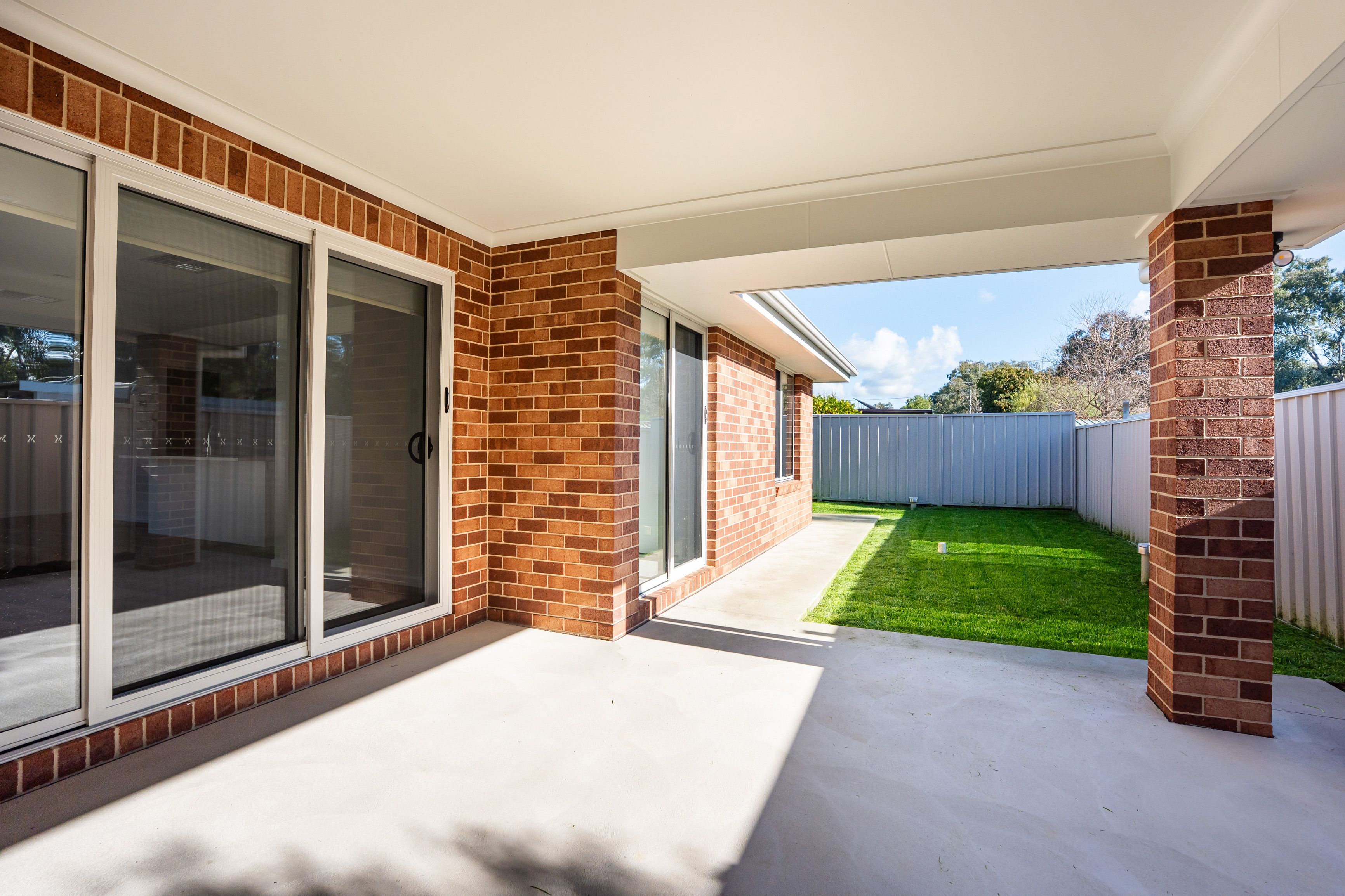 1-2/76 Urana Street — photo 23 of 25