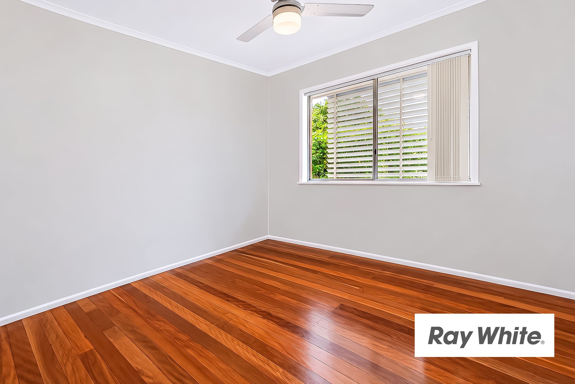 14 Pandeen Road — photo 8 of 13