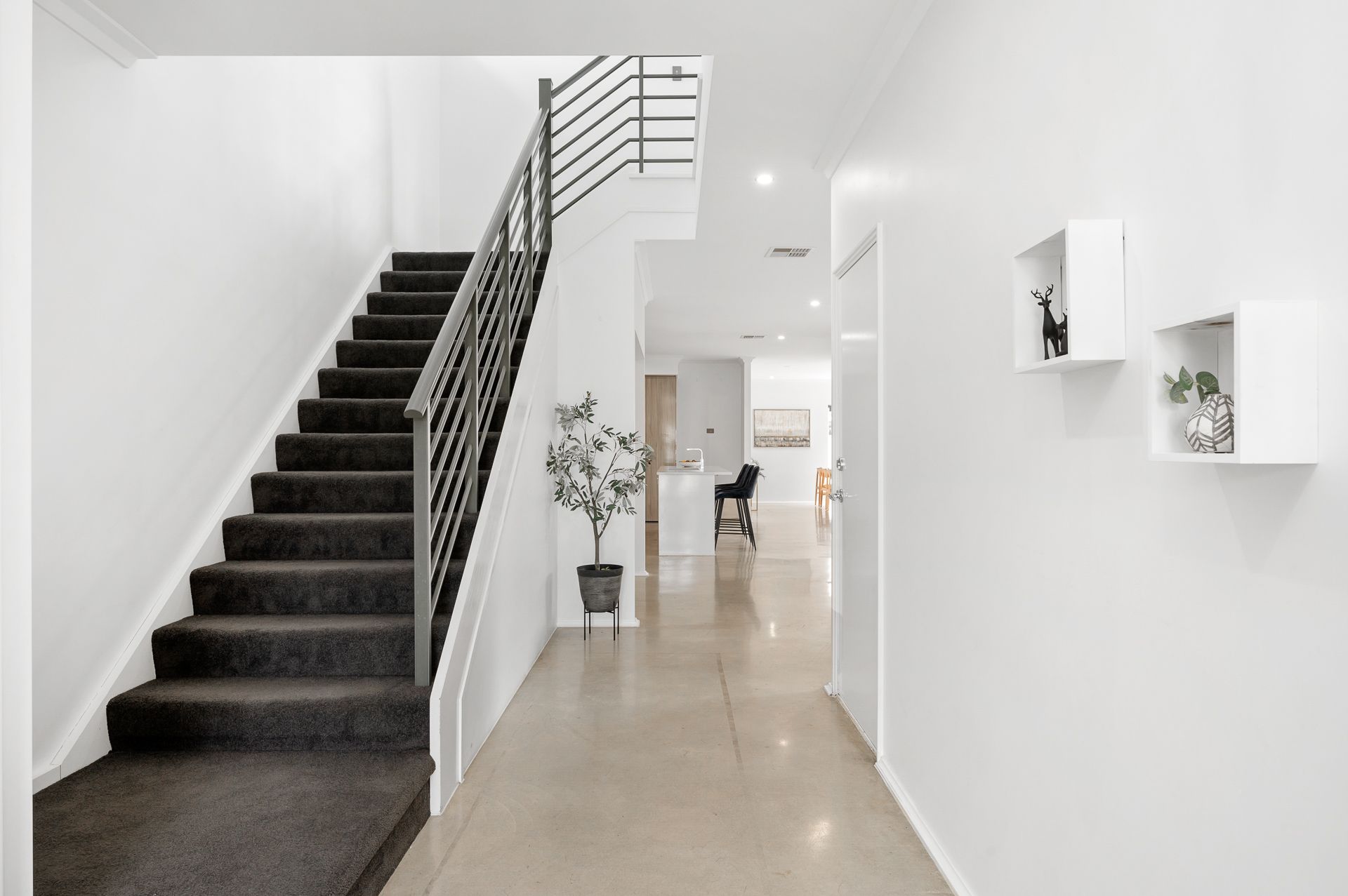 4 Bayview Terrace, Yangebup, WA 6164