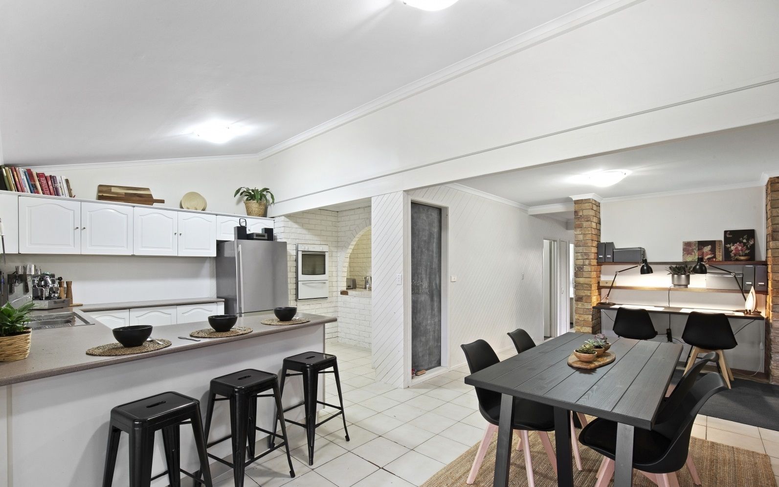 59 Abalone Avenue, Paradise Point, QLD 4216