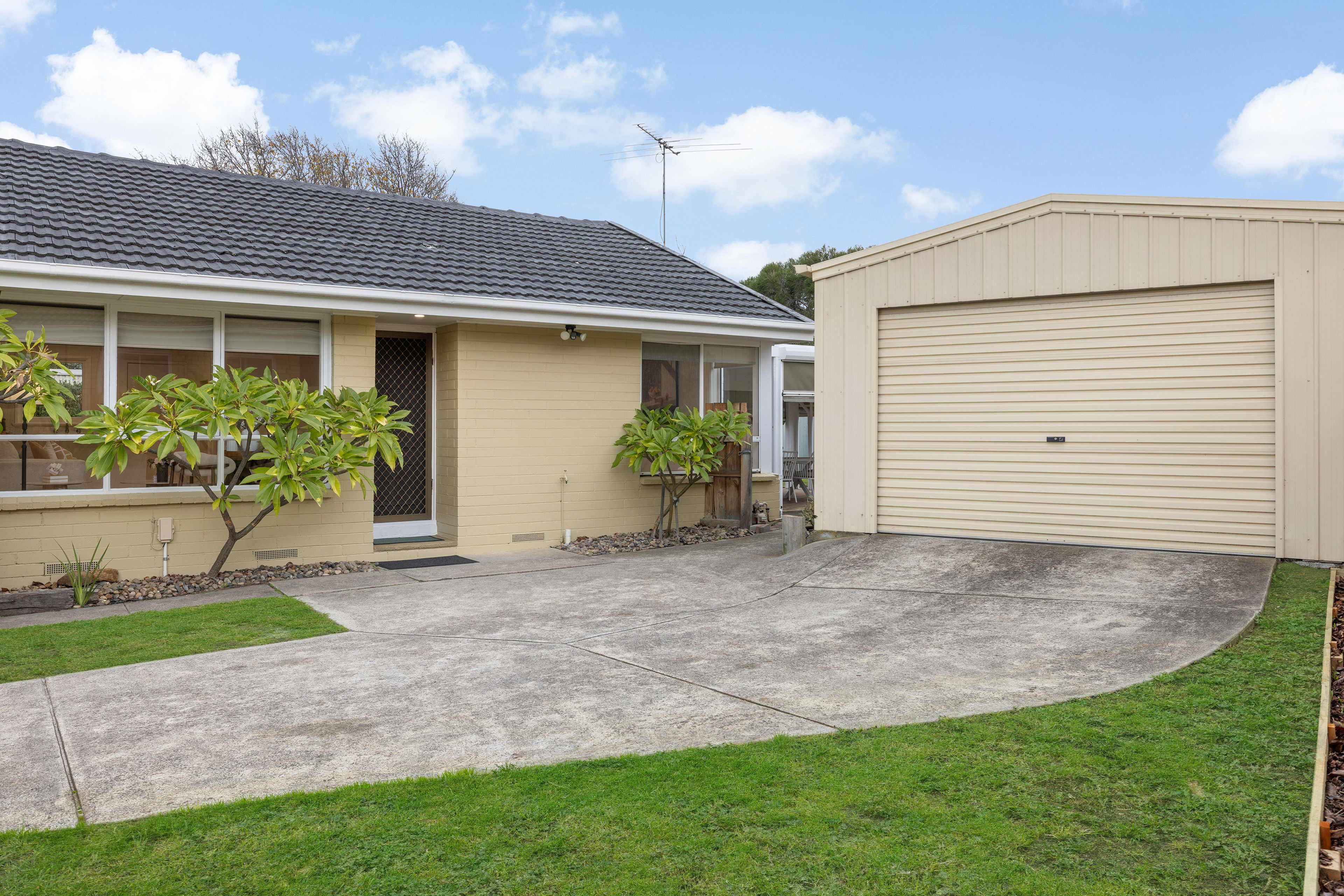 2/39 Regent Parade, Cheltenham, VIC 3192