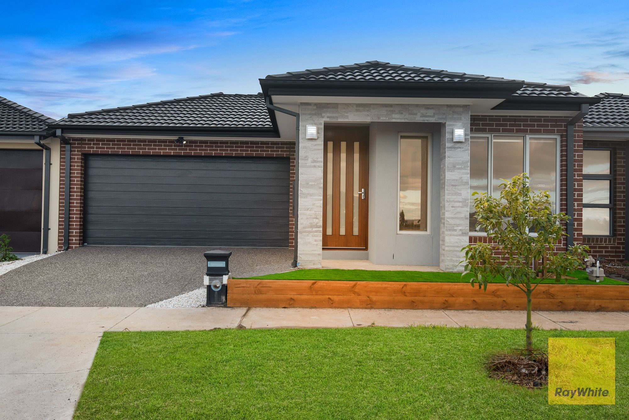 27 Belvedere Drive, Truganina VIC 3029