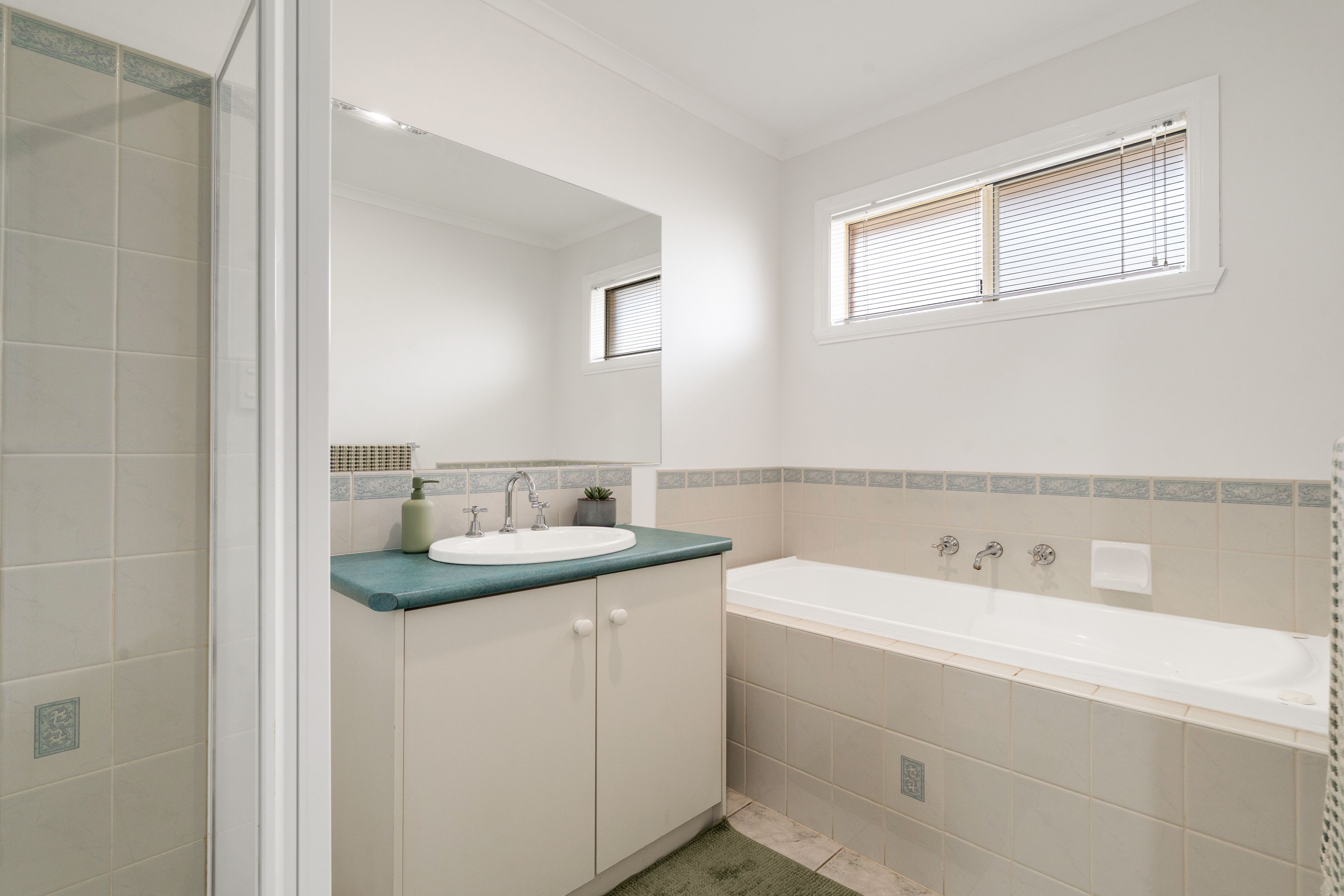 44 Abercarn Avenue — photo 19 of 27