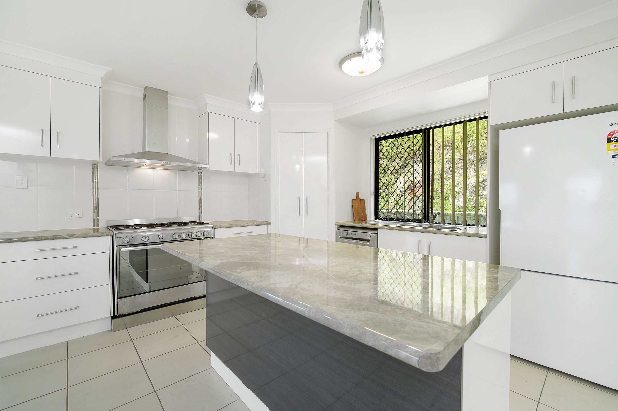47 Dartmouth Close, Clinton, QLD 4680