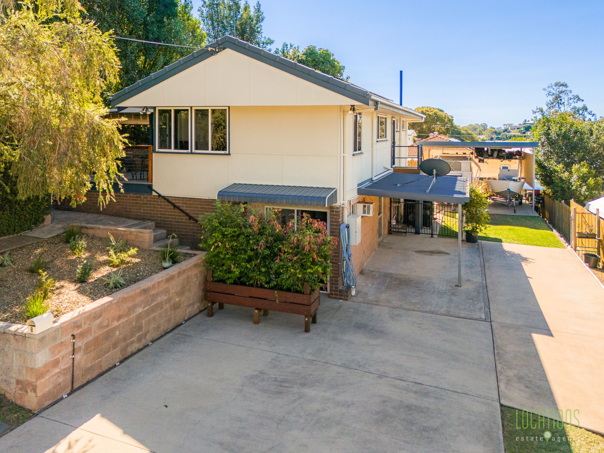 8 Burrows Street, West Gladstone, QLD 4680