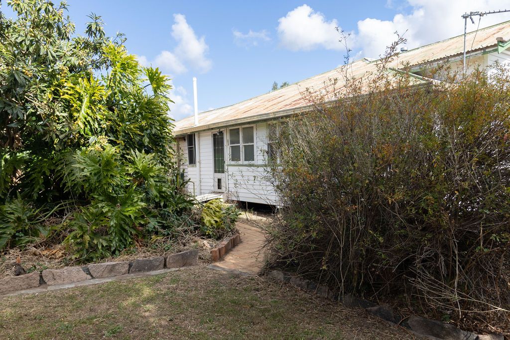 9 Albert Street — photo 23 of 27