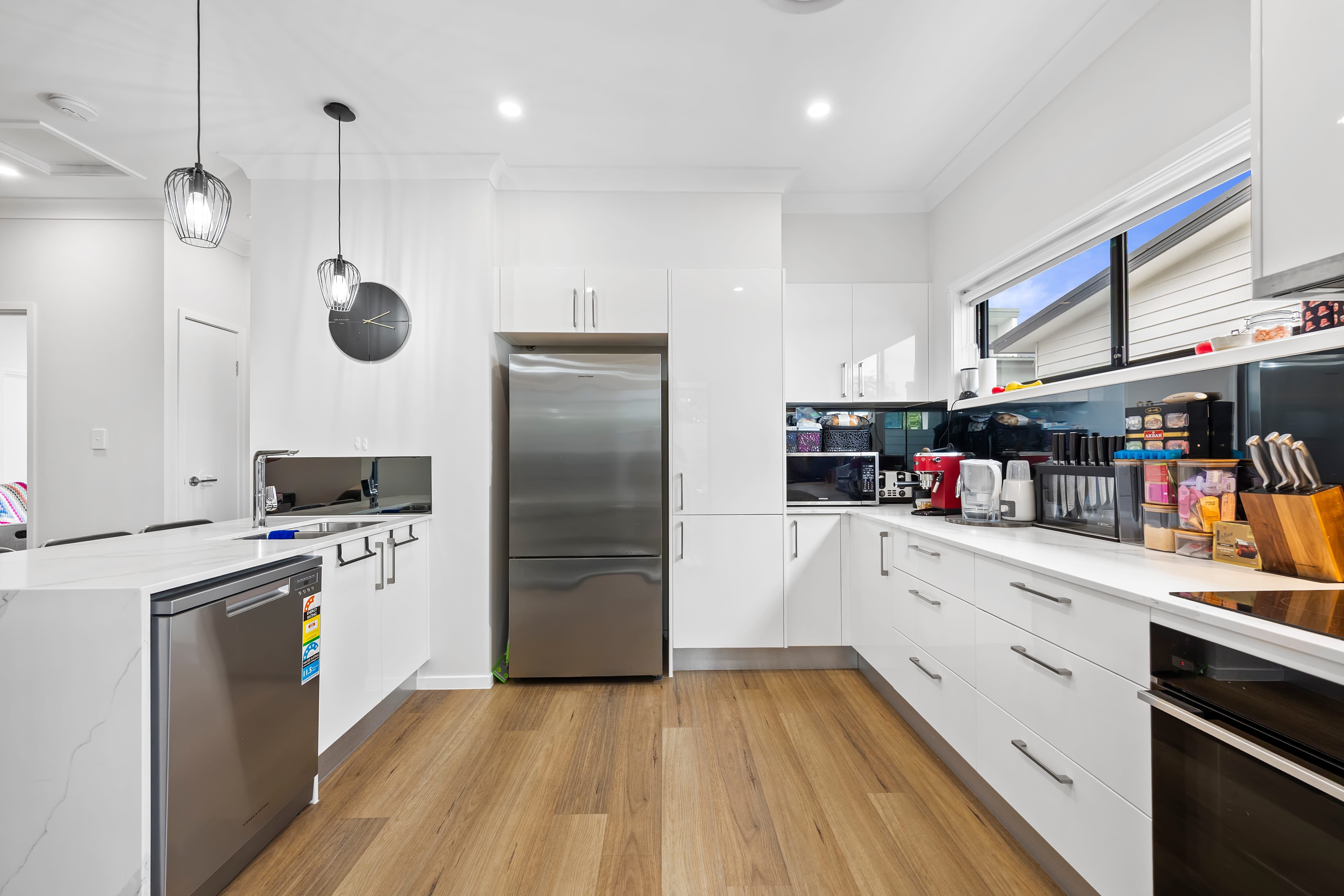 5/9 Blackburn Lane — photo from Ray White Sherwood