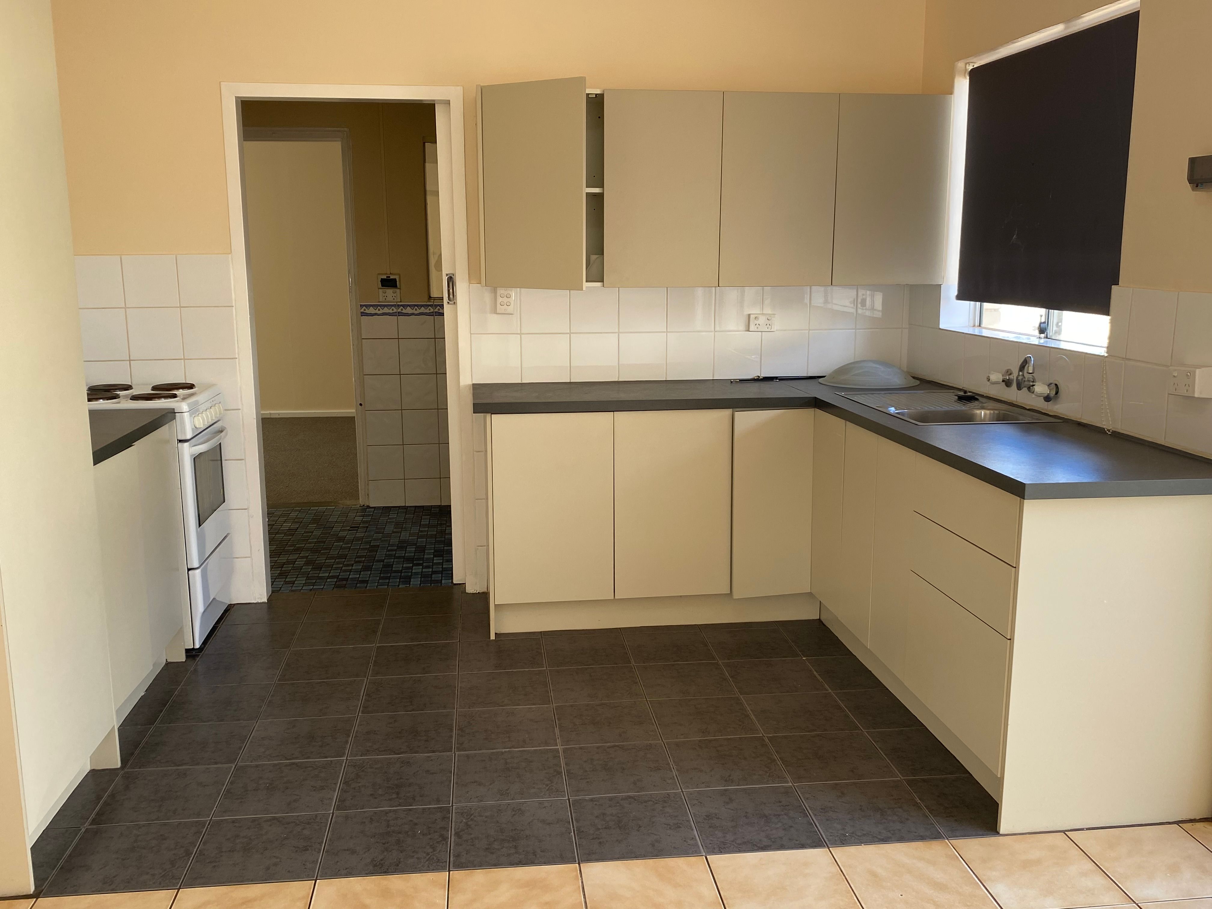 19 Maidstone Street — photo 5 of 13