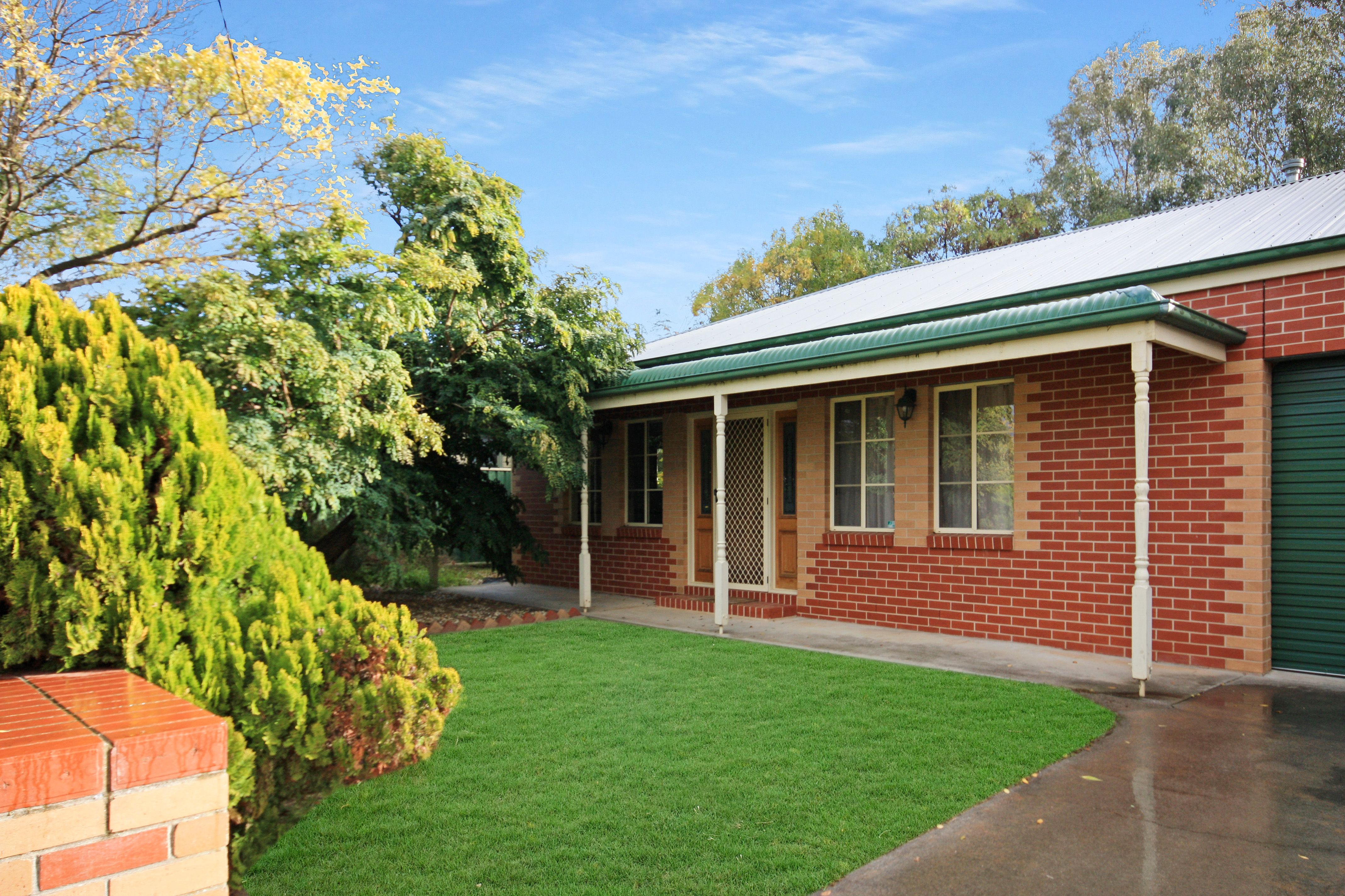 49 Cook Street, Benalla, VIC 3672 Leased House Ray White Benalla