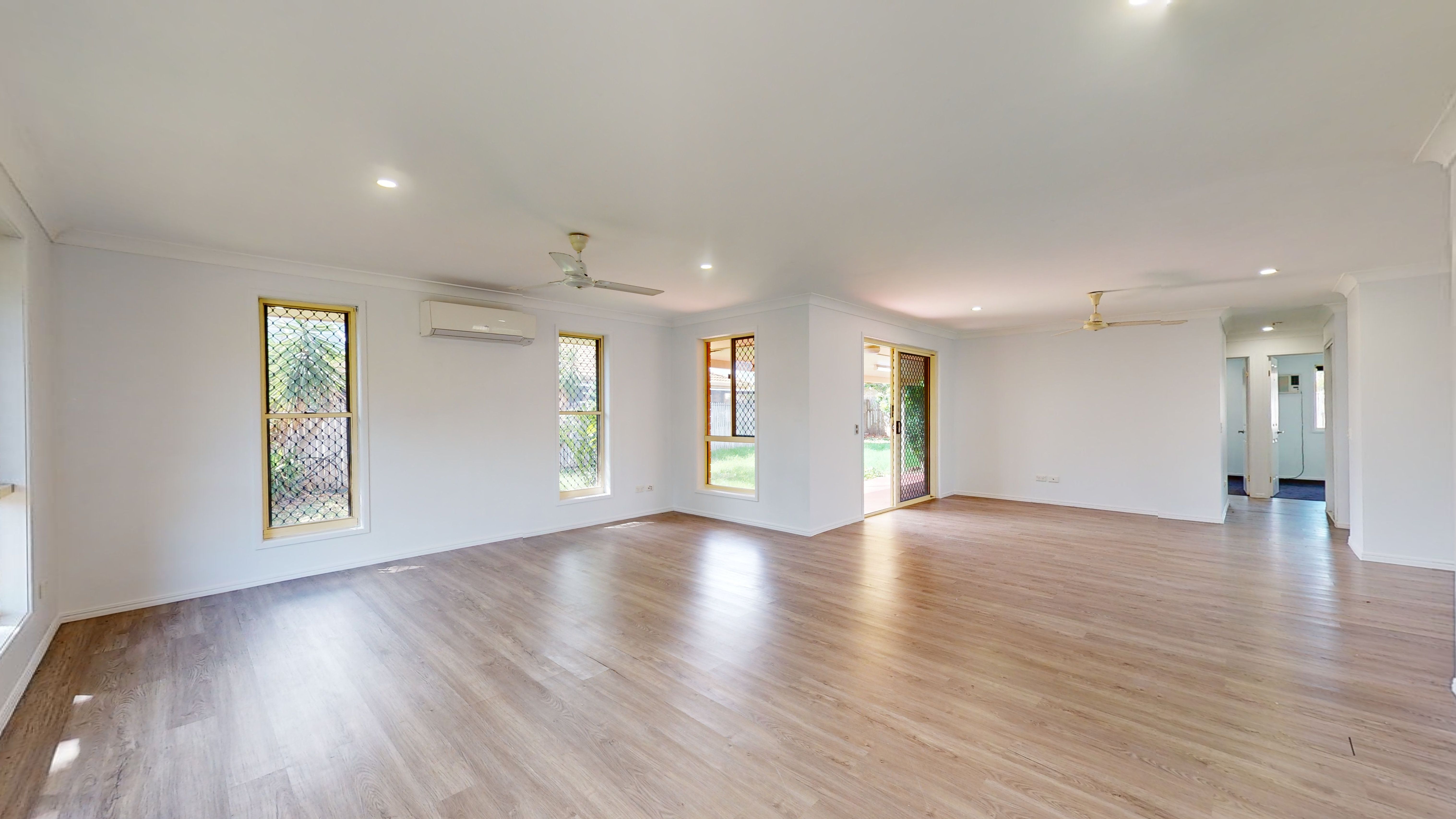 7 Dickenson Place, Kirwan QLD 4817