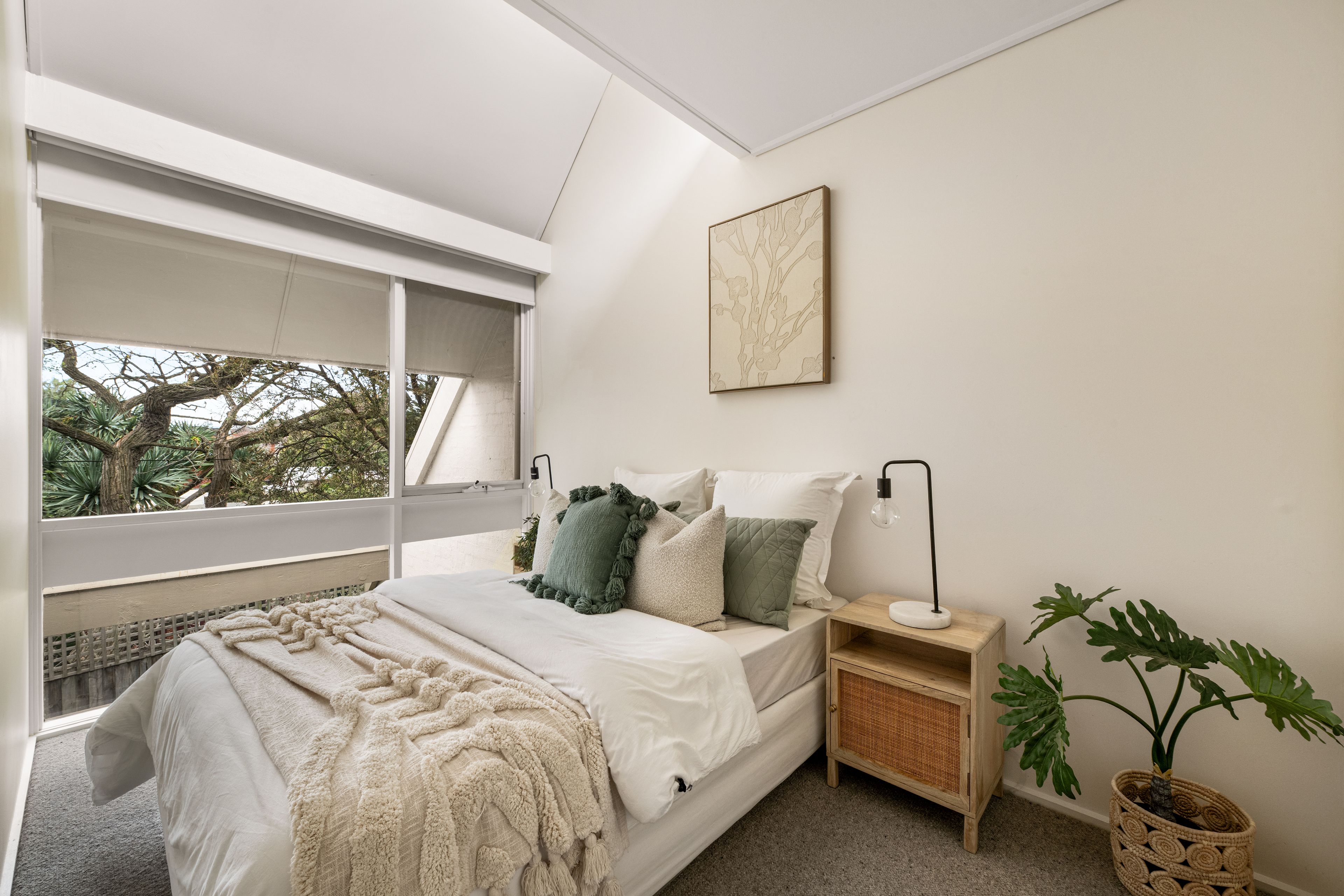 Townhouse 5/115 Hotham Street — photo 17 of 26