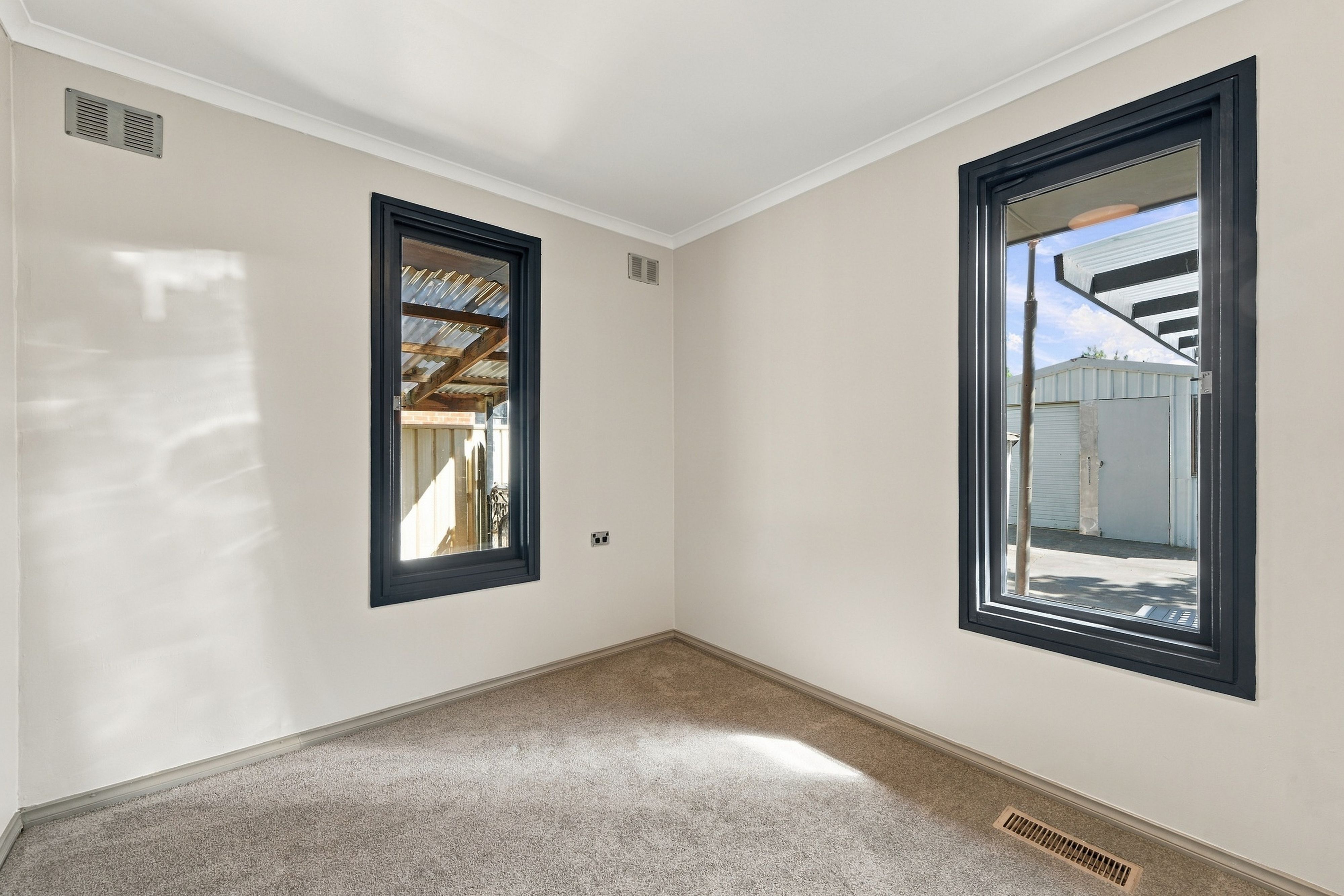 31 Waratah Street — photo 15 of 23