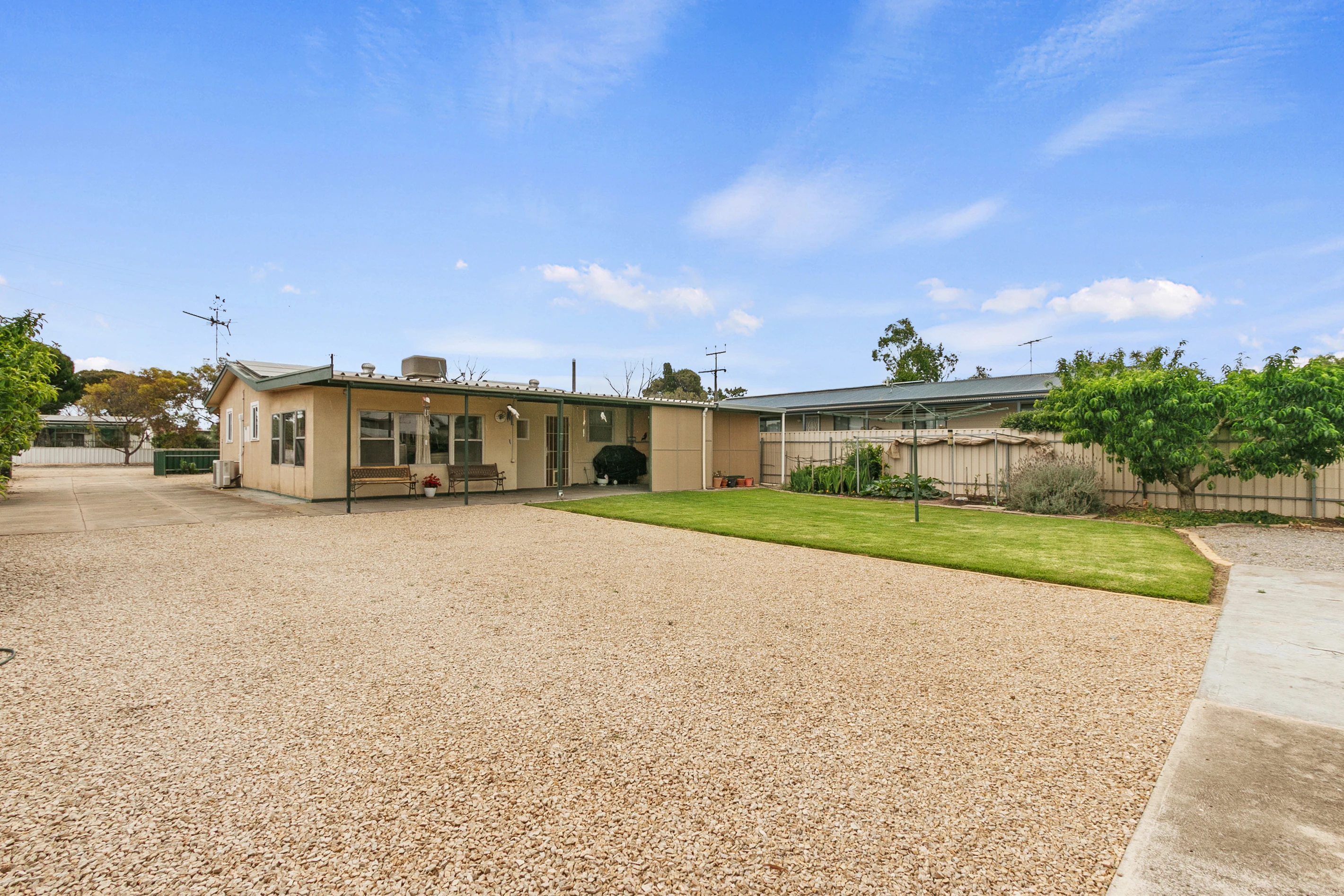 10 Cooper Street, Clinton, SA 5570