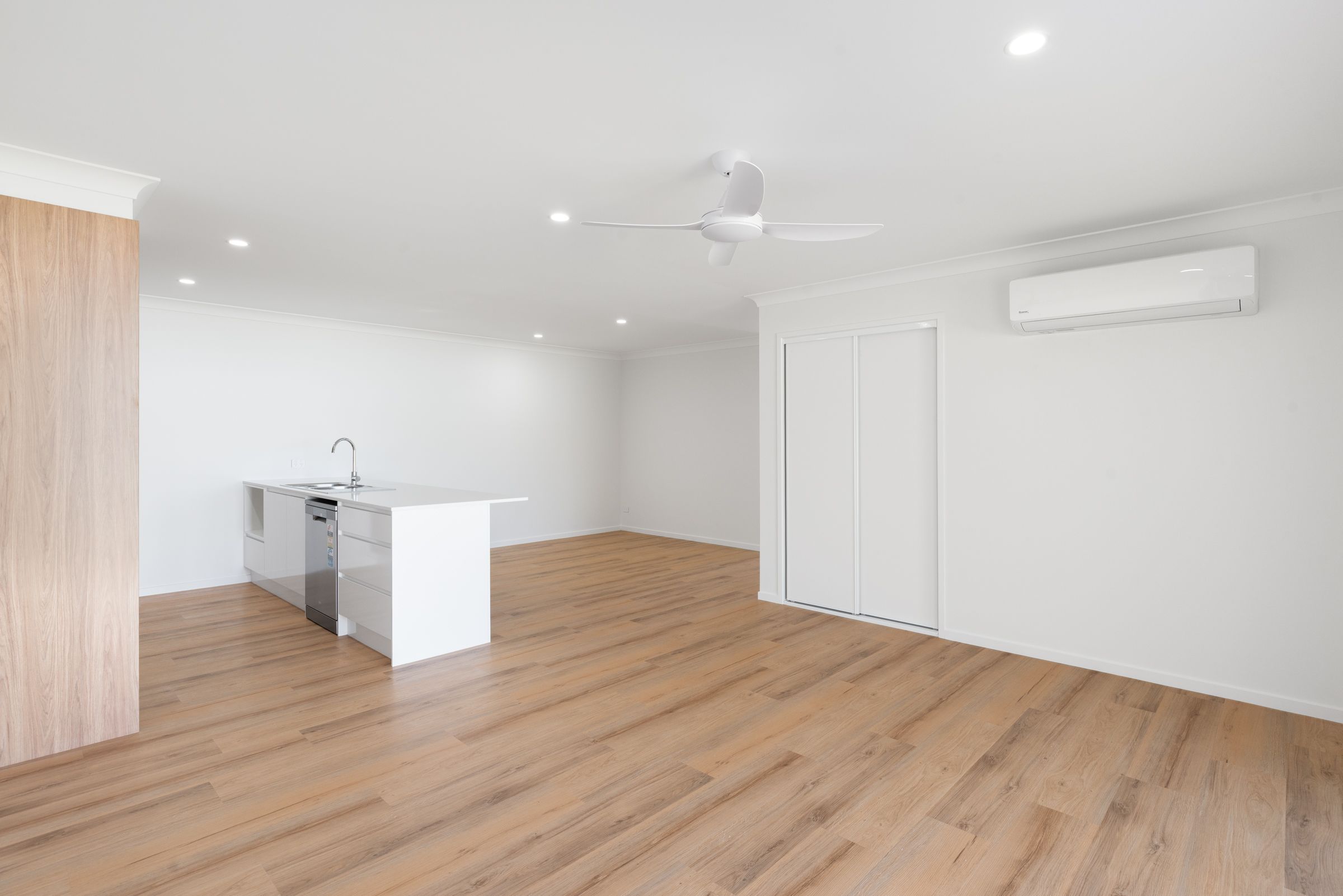 42A Kensington Drive, Southside, QLD 4570