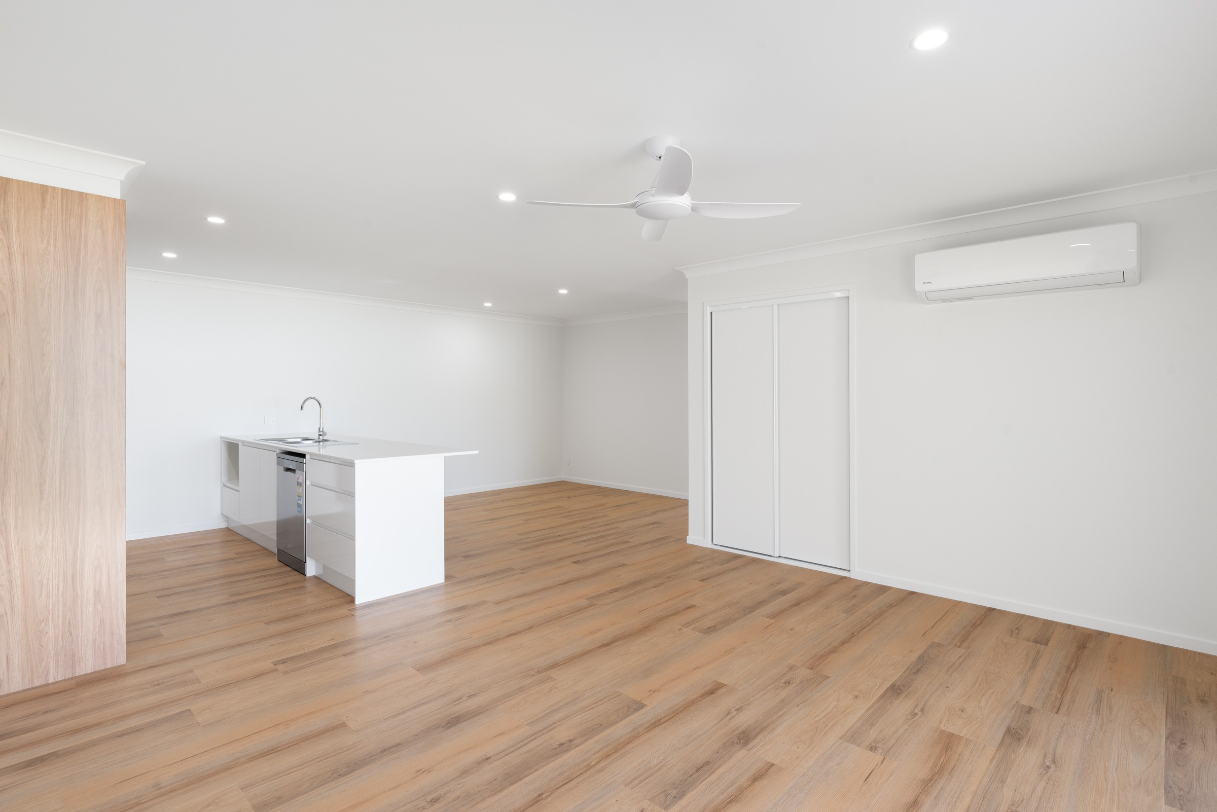 42A Kensington Drive, Southside, QLD 4570