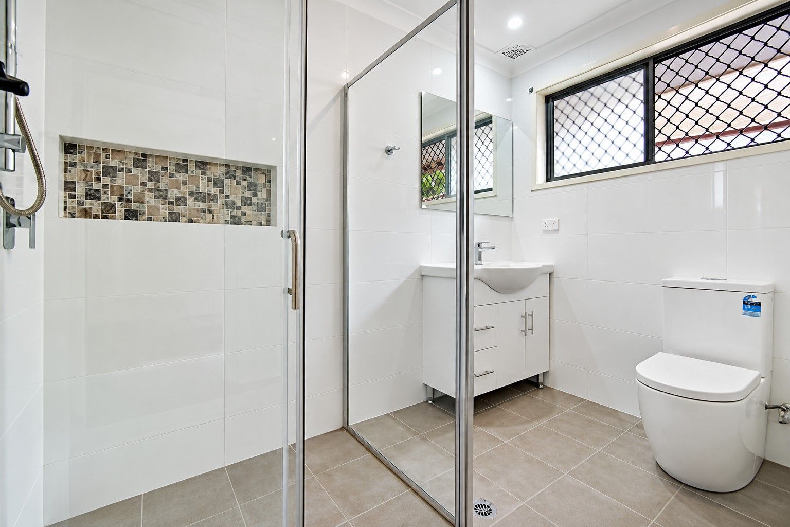 6 Cassian Street — photo 4 of 14