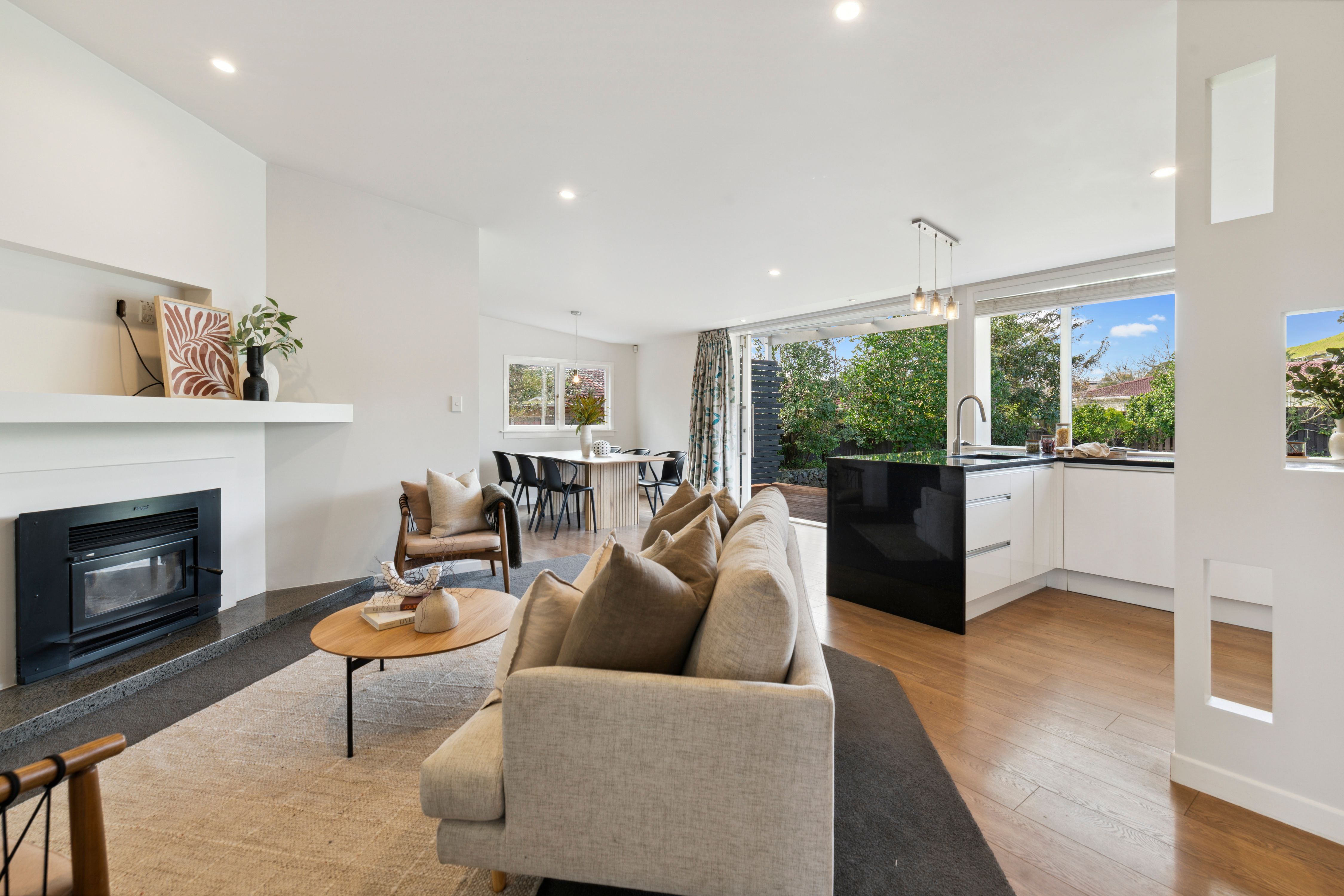 31 Wallace Road, Mangere Bridge, Manukau City