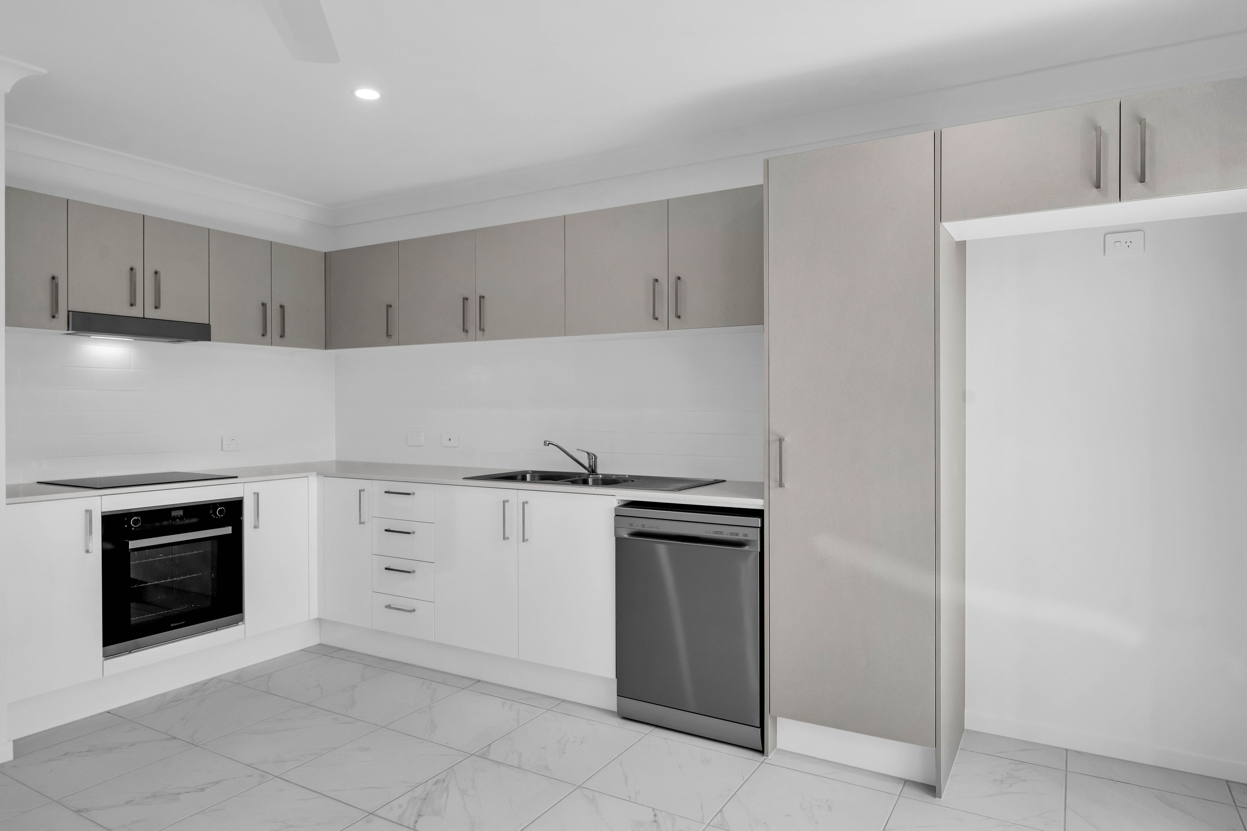 1&2/10 Royal Street, Park Ridge, QLD 4125