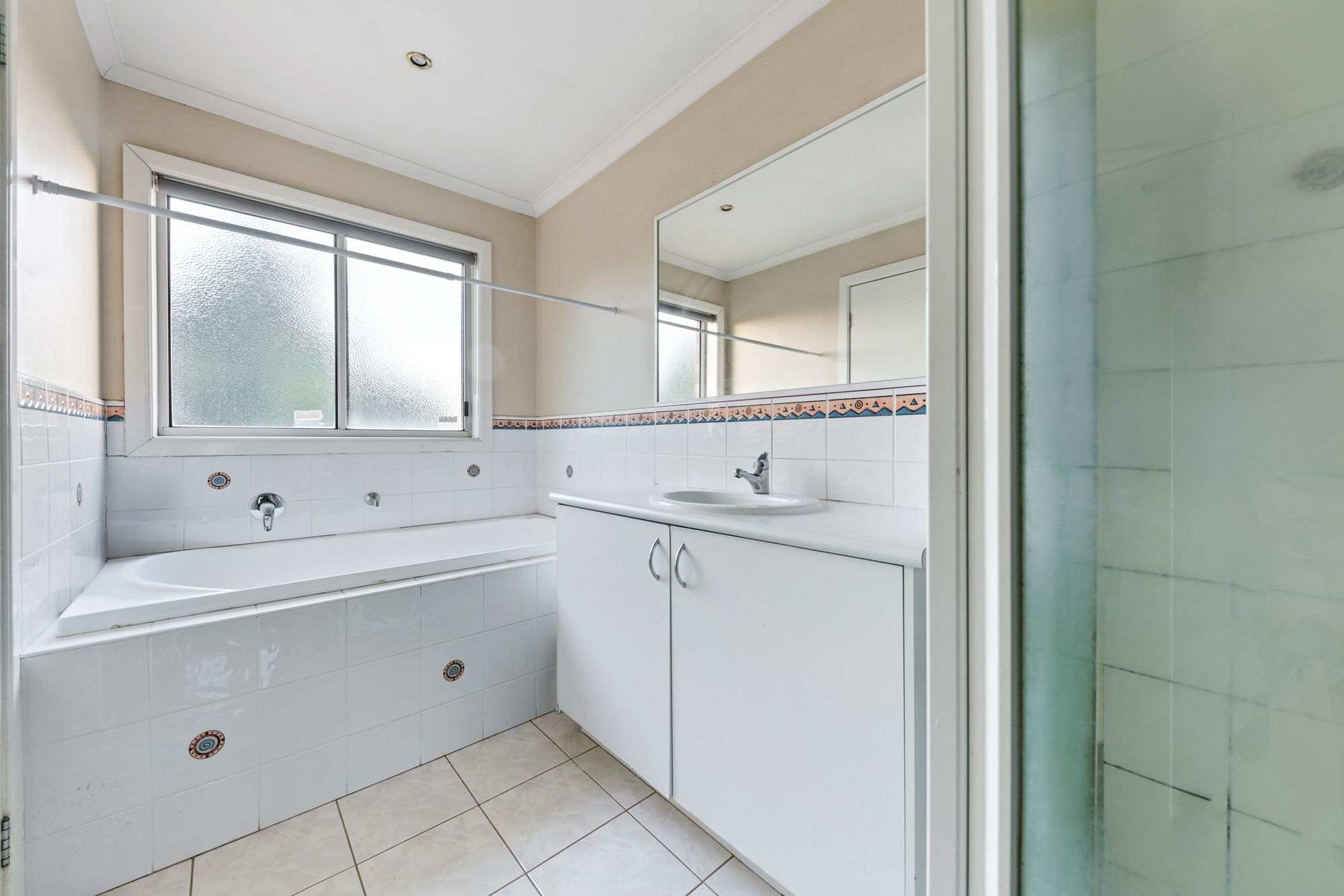 95 Cypress Avenue — photo 9 of 16
