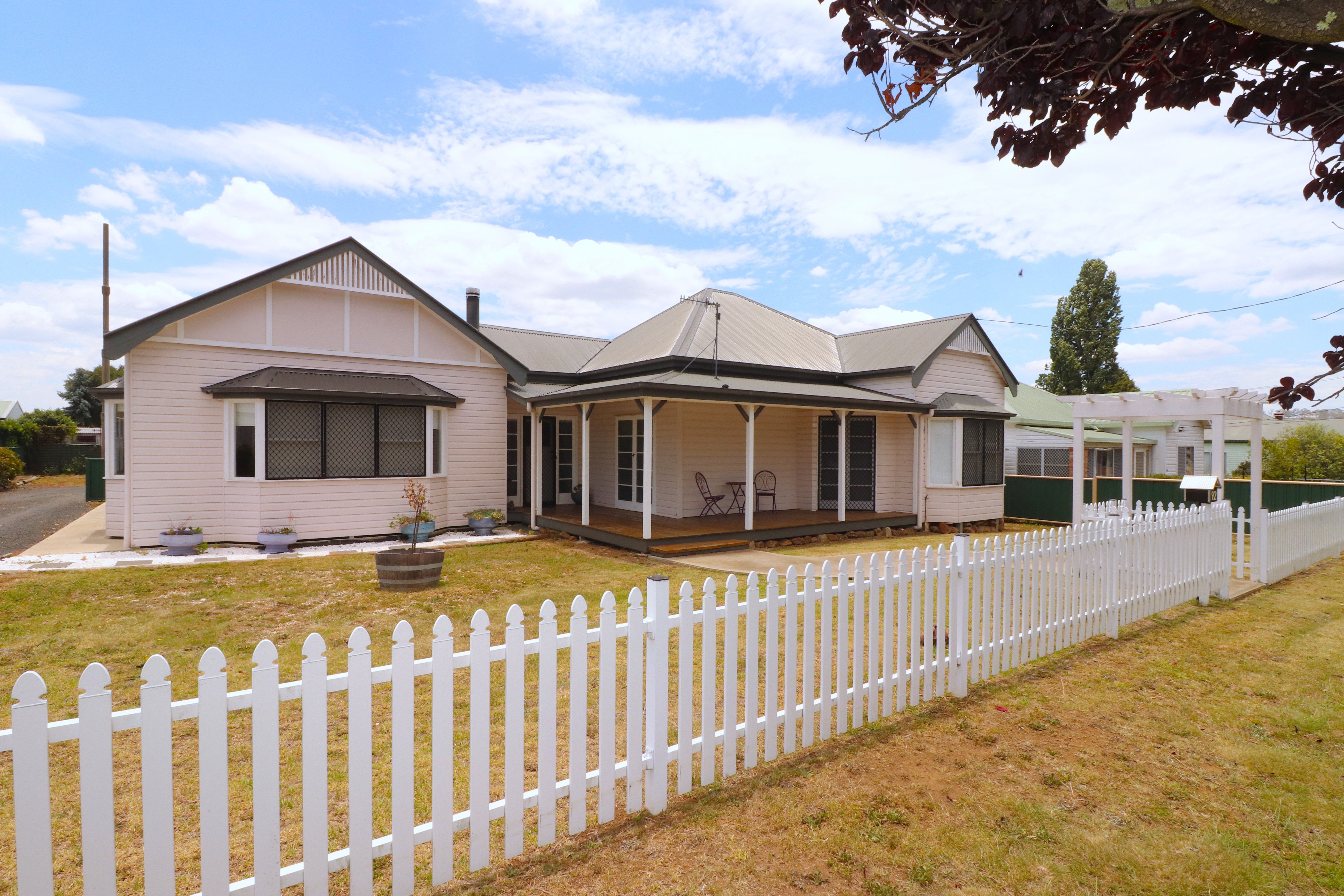 92 Taylor Street, Glen Innes, NSW 2370 Sold House Ray White Glen Innes