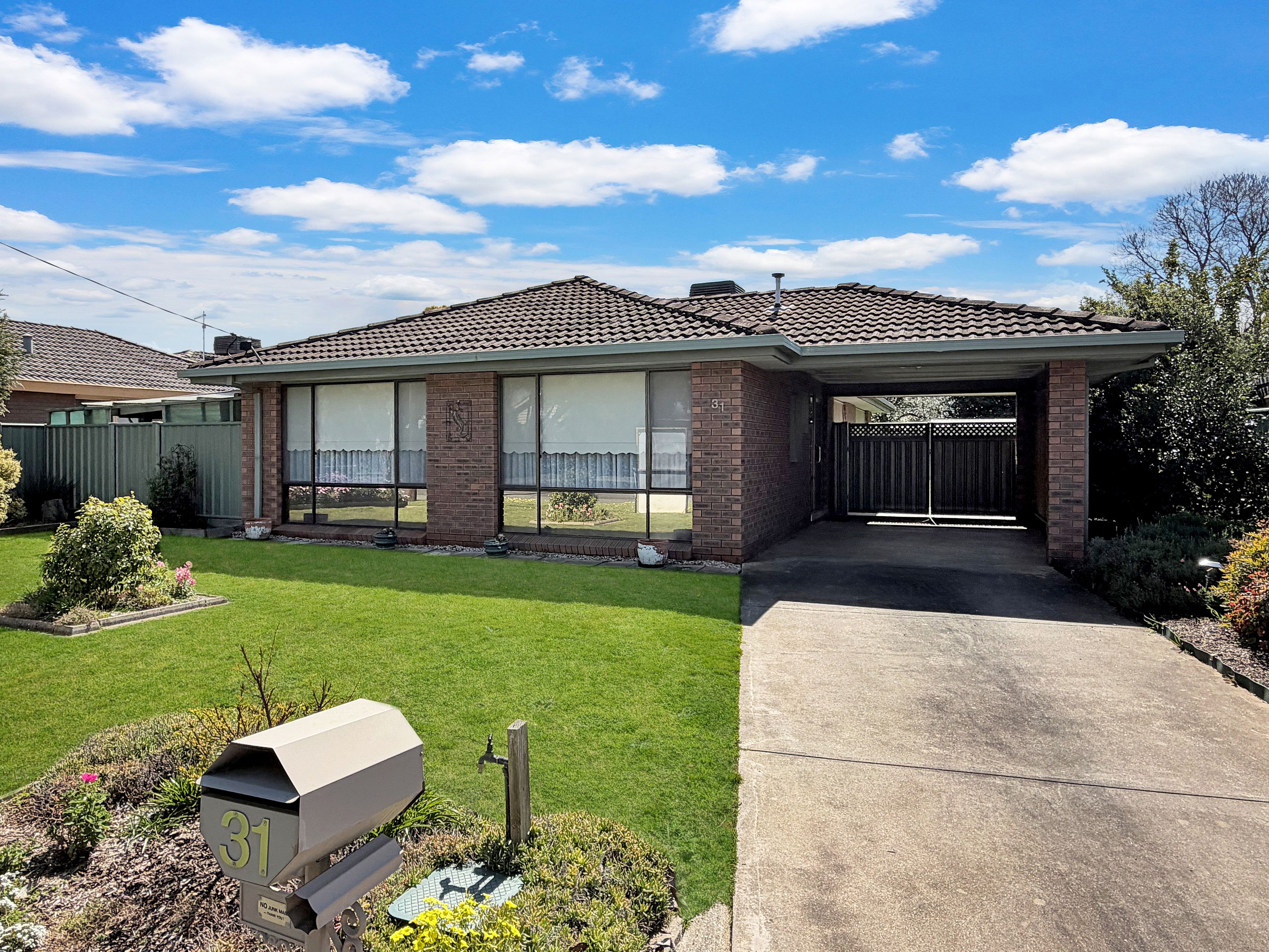 31 Perth Street — photo from Ray White Benalla