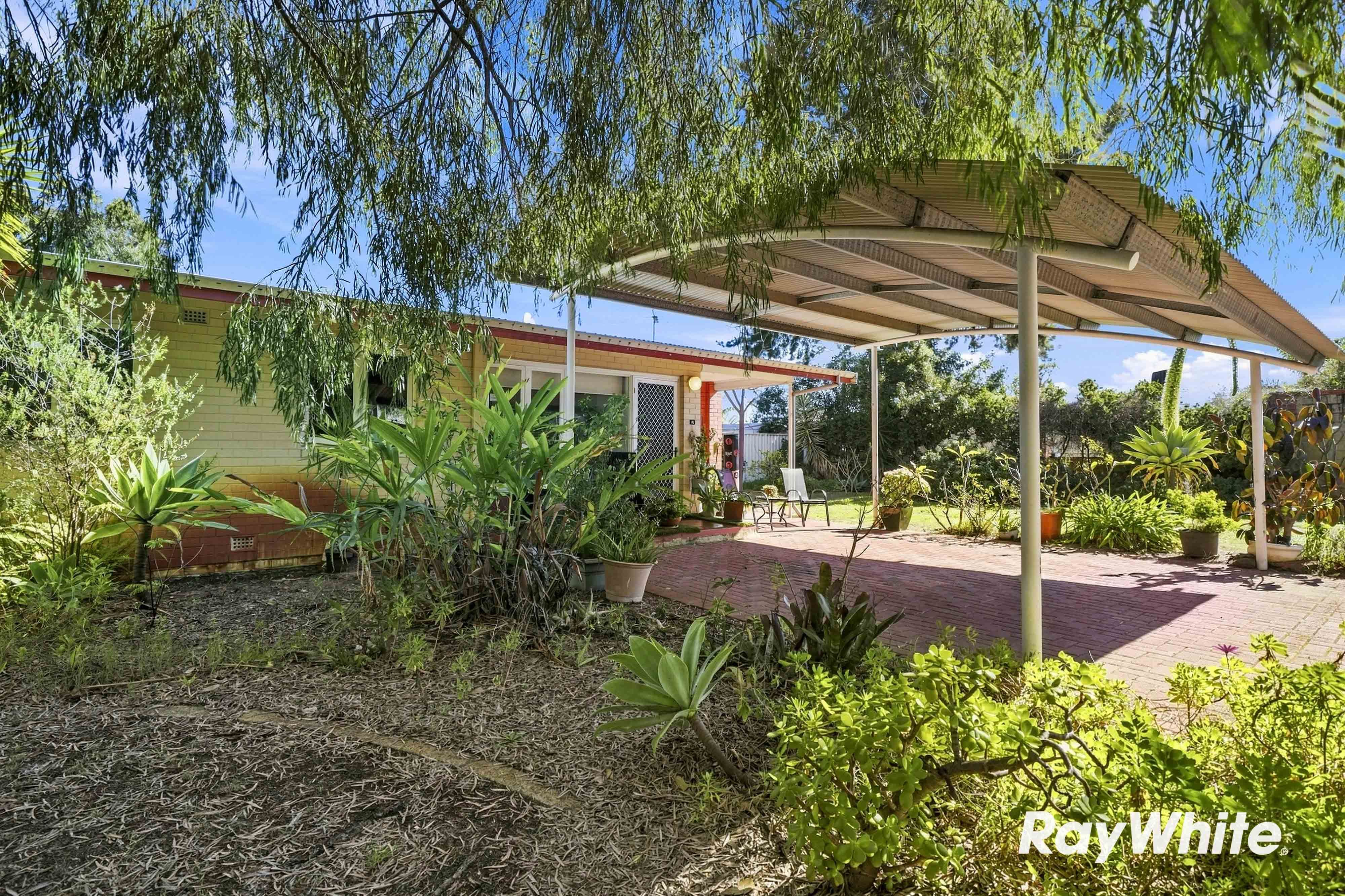 6/43 Golders Way — photo 3 of 25