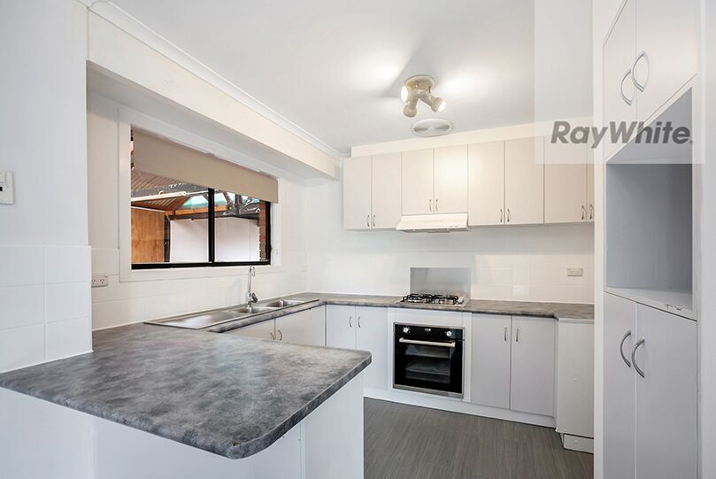 31 Thames Boulevard, Werribee, VIC 3030